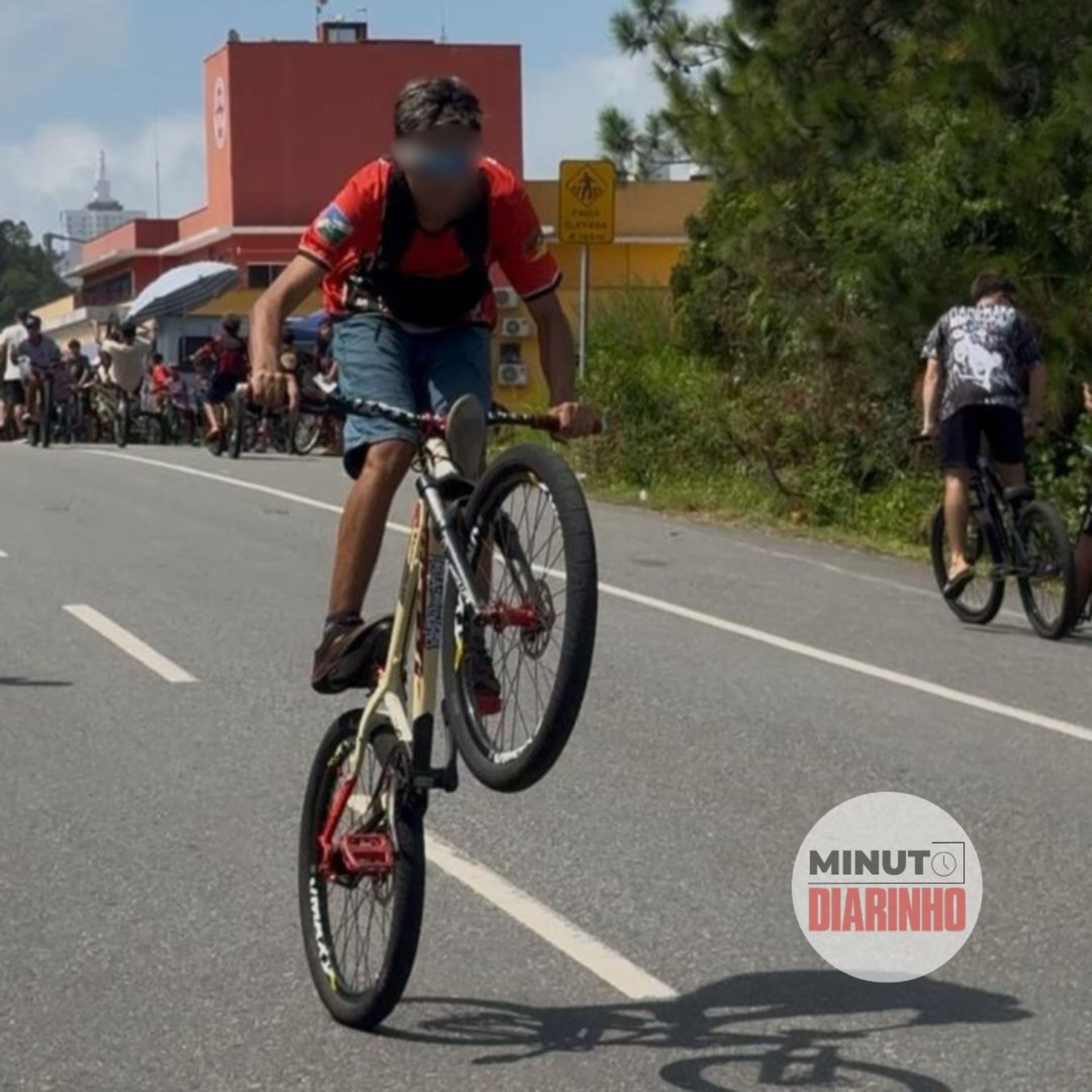 Projeto quer incentivar o "grau" de bike em SC, mas em locais seguros episode artwork