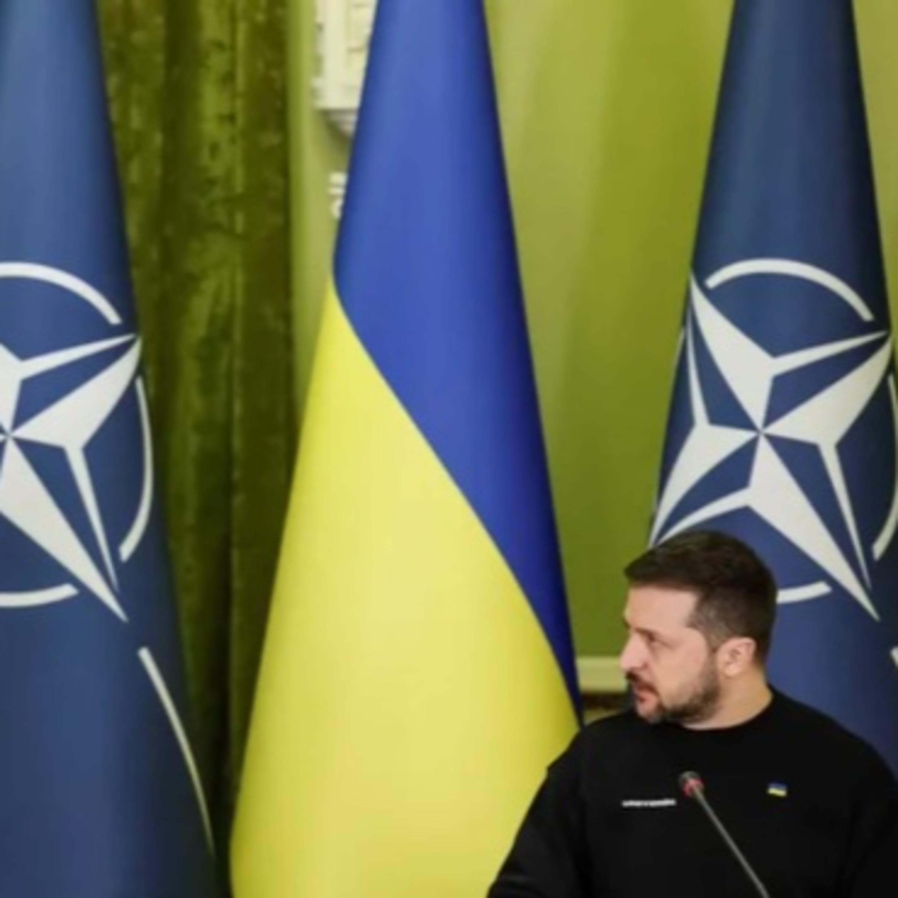 Tại sao NATO cần phải kết nạp Ukraine?