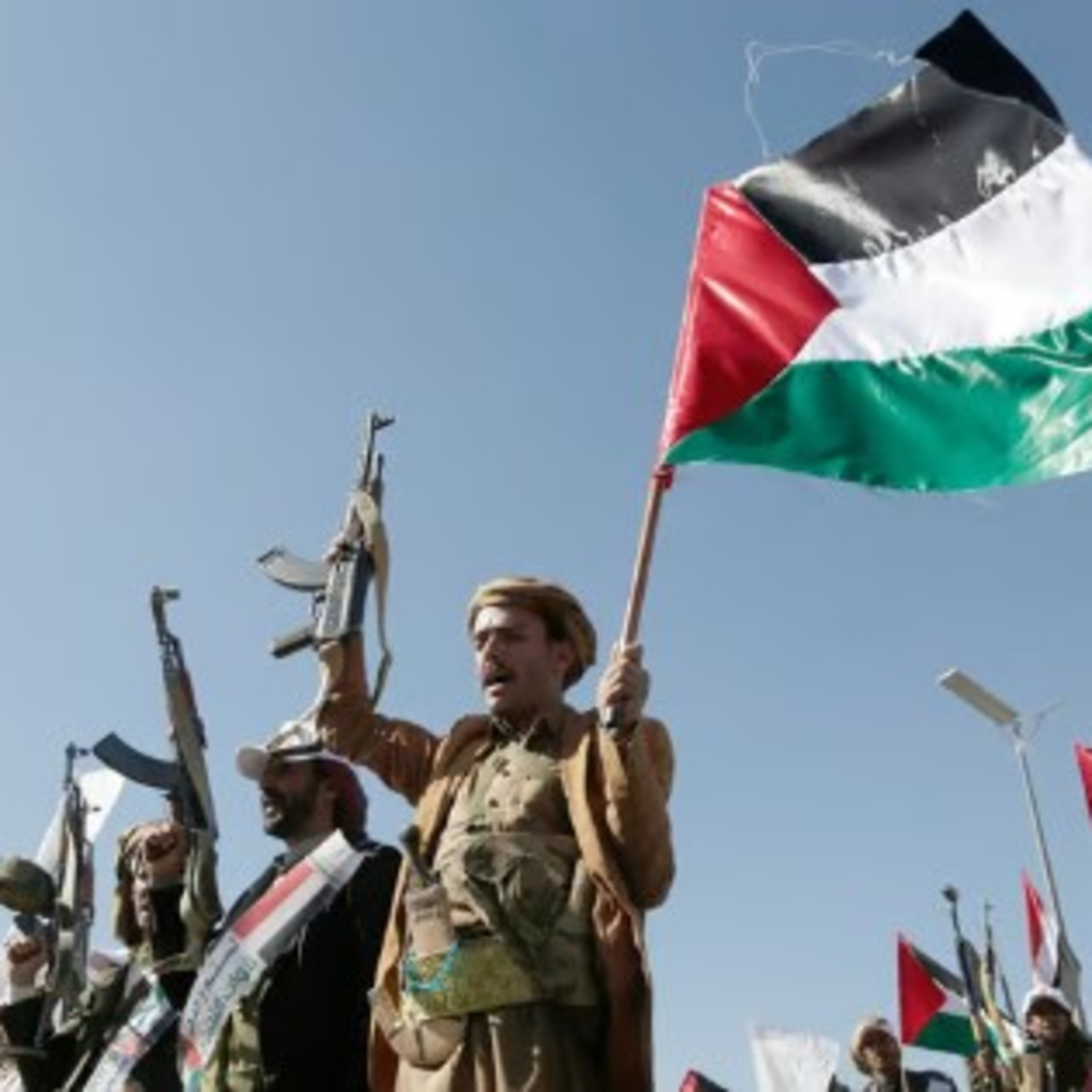 Houthi, nhóm tấn công tàu thuyền ở Biển Đỏ, là ai?