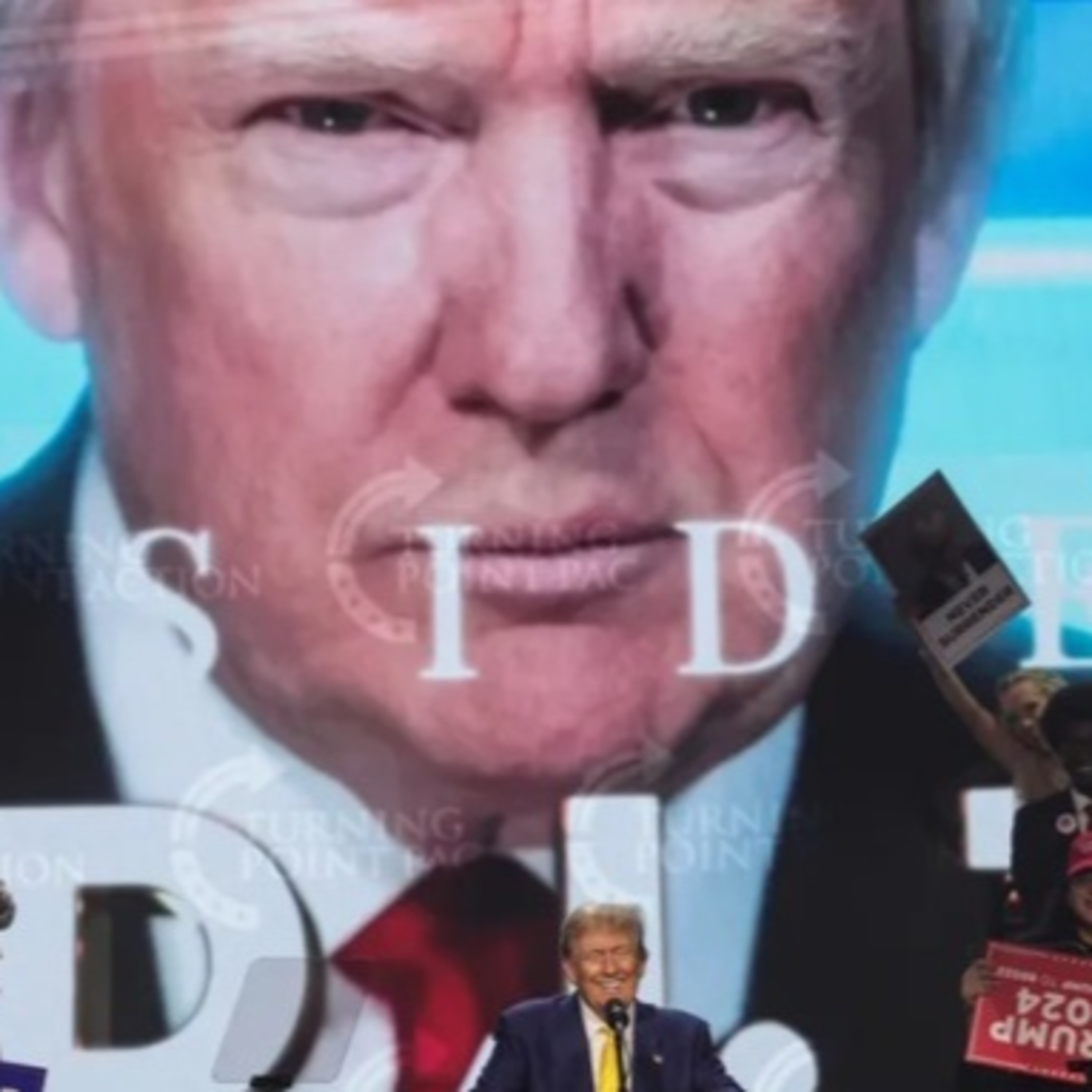 “Nhà nước ngầm” của Trump