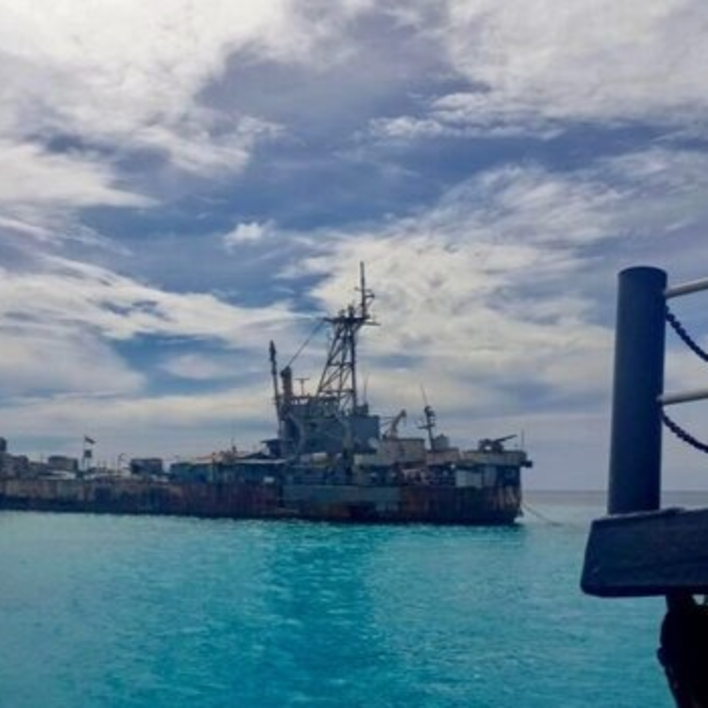 Tại sao Trung Quốc phản ứng khác biệt với Philippines và Việt Nam ở Biển Đông?