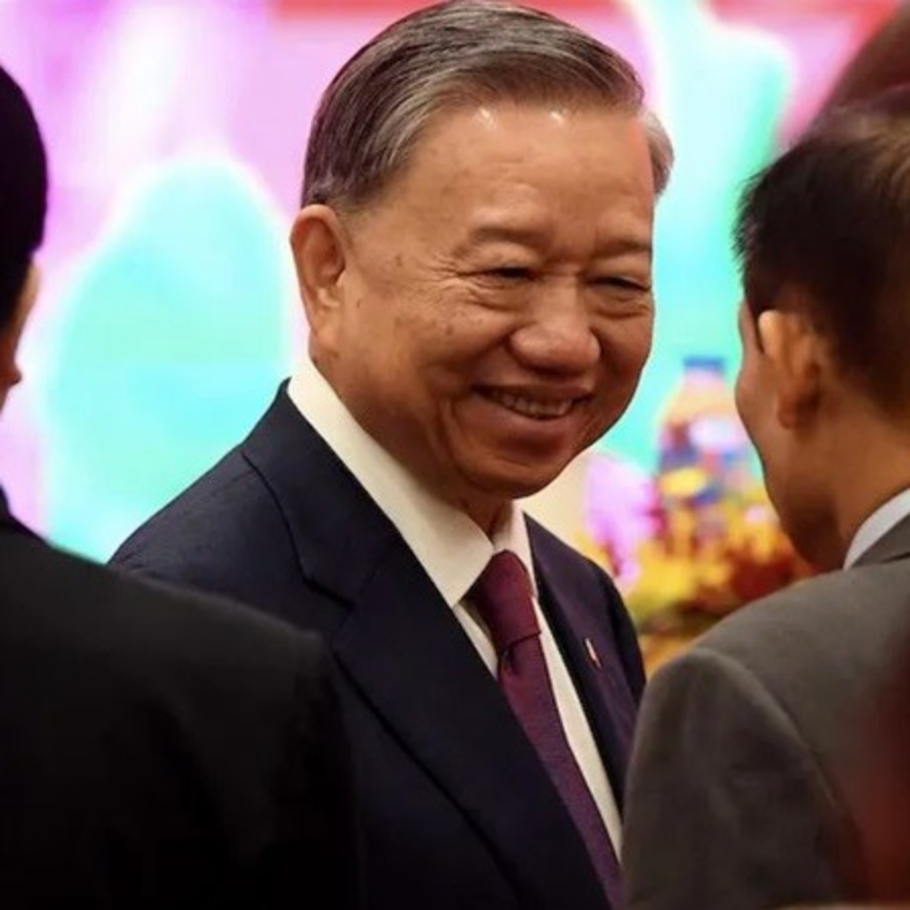 Liệu Việt Nam có đi theo con đường của Trung Quốc?