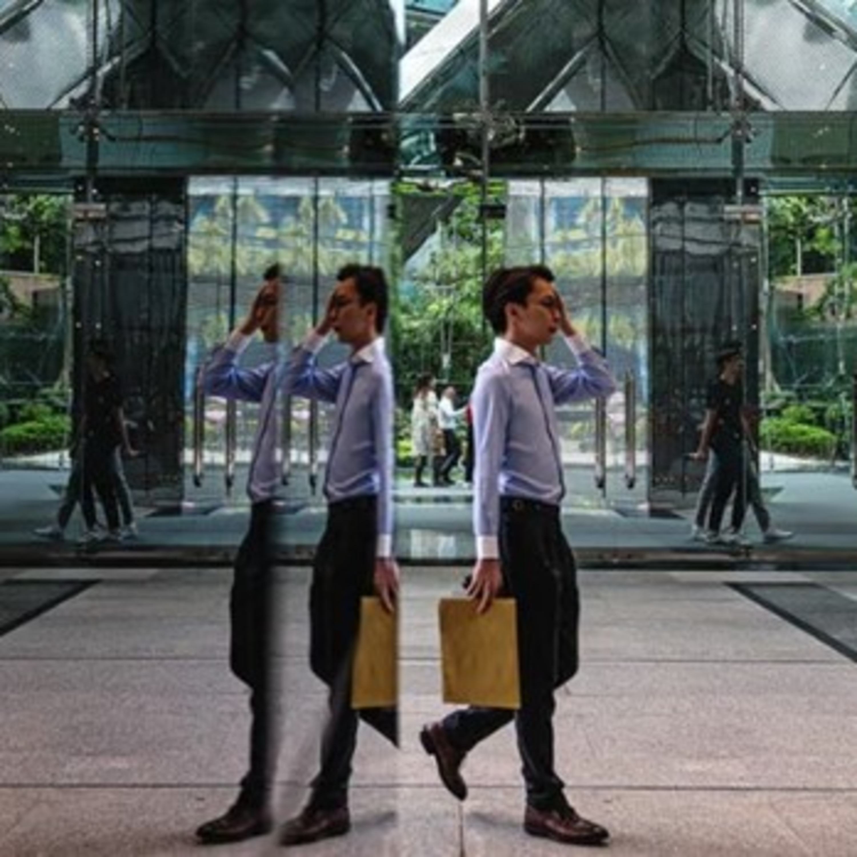 Liệu Tập Cận Bình có thể đưa Hồng Kông đi “từ ổn định đến thịnh vượng”?