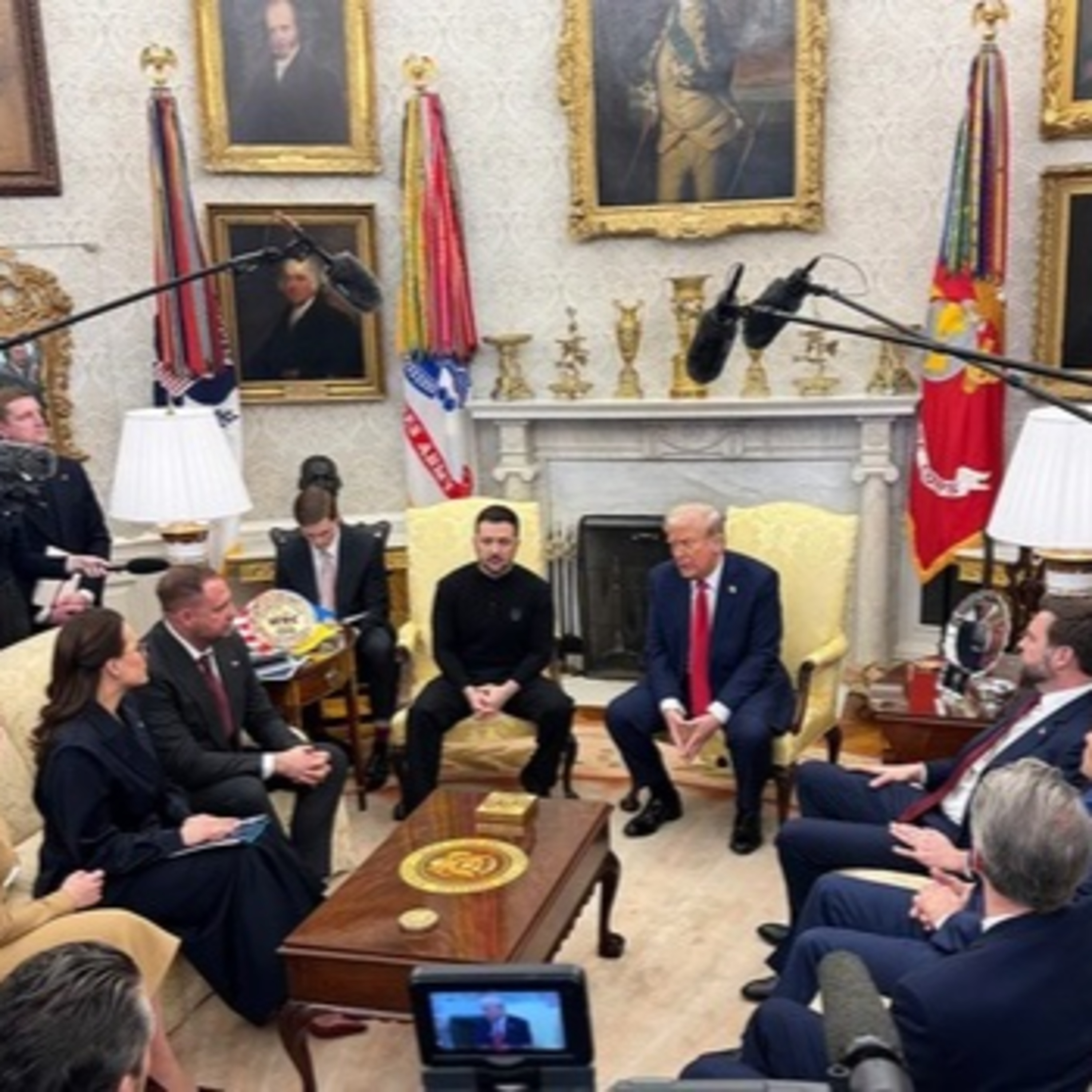 Những nguy cơ từ một vị tổng thống thích truyền hình thực tế