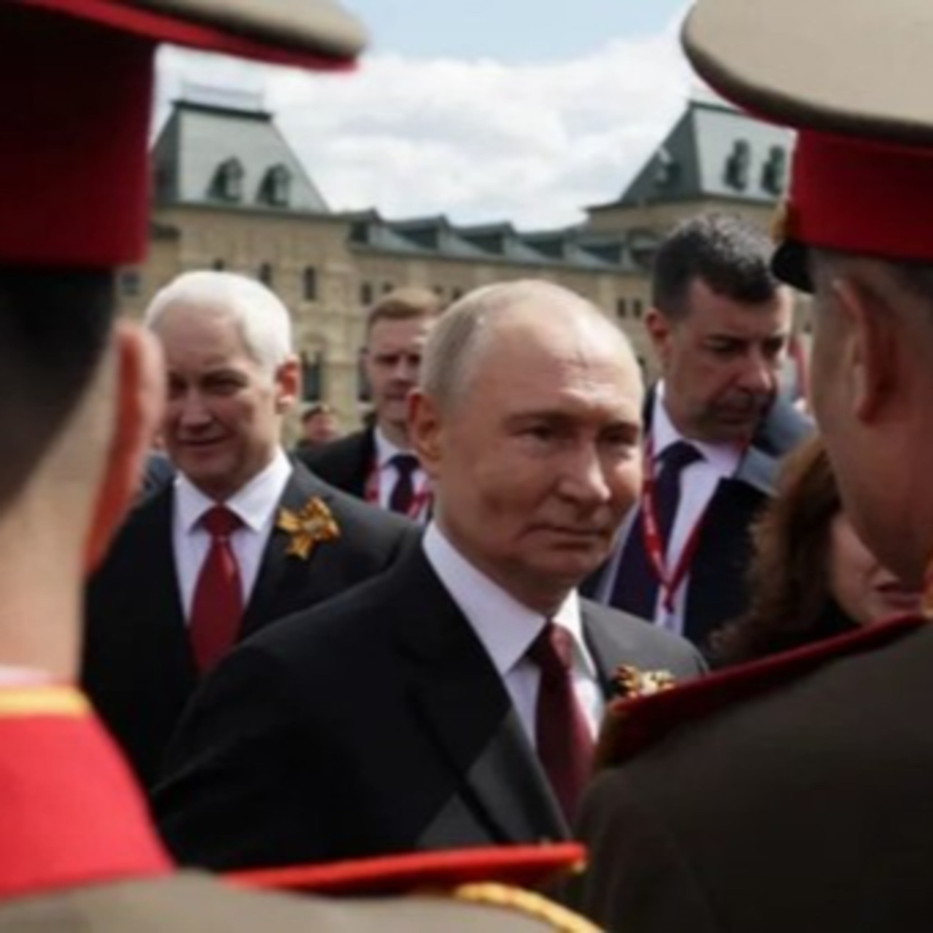 Putin đang 'Triều Tiên hóa' nước Nga như thế nào?