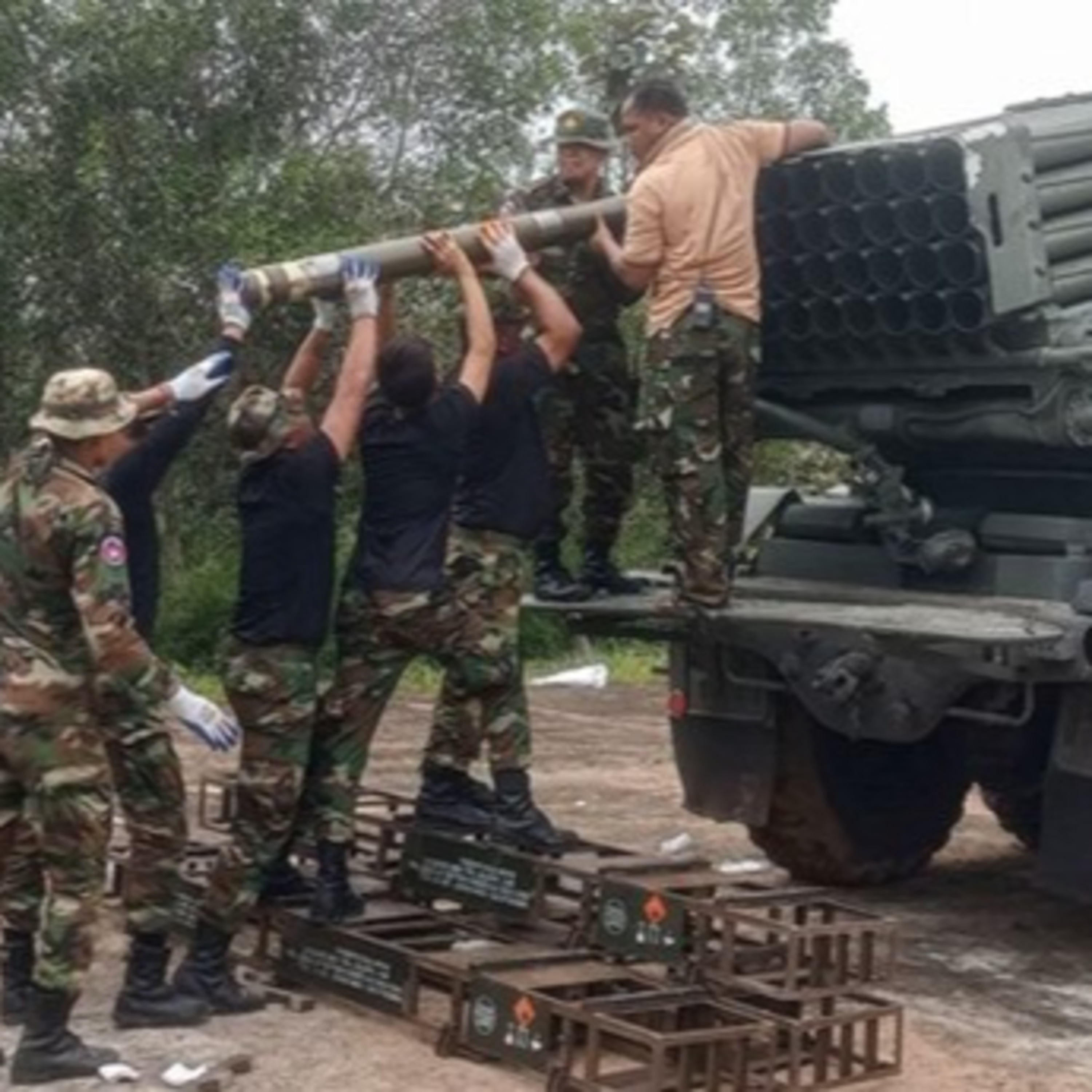 Cuộc chiến Thái Lan-Campuchia: Canh bạc vượt tầm kiểm soát