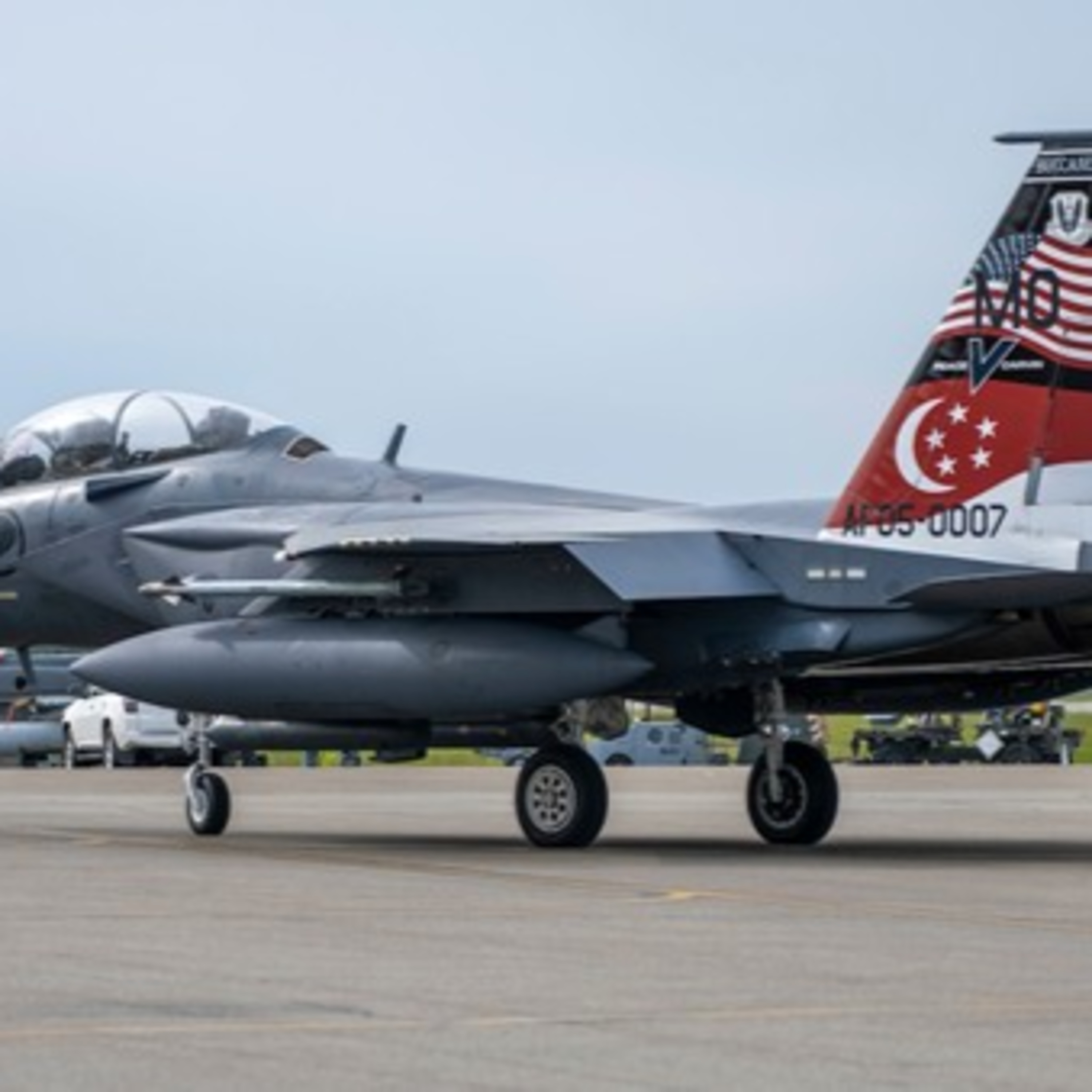 Đằng sau việc Singapore huỷ kế hoạch đặt căn cứ tiêm kích ở Guam