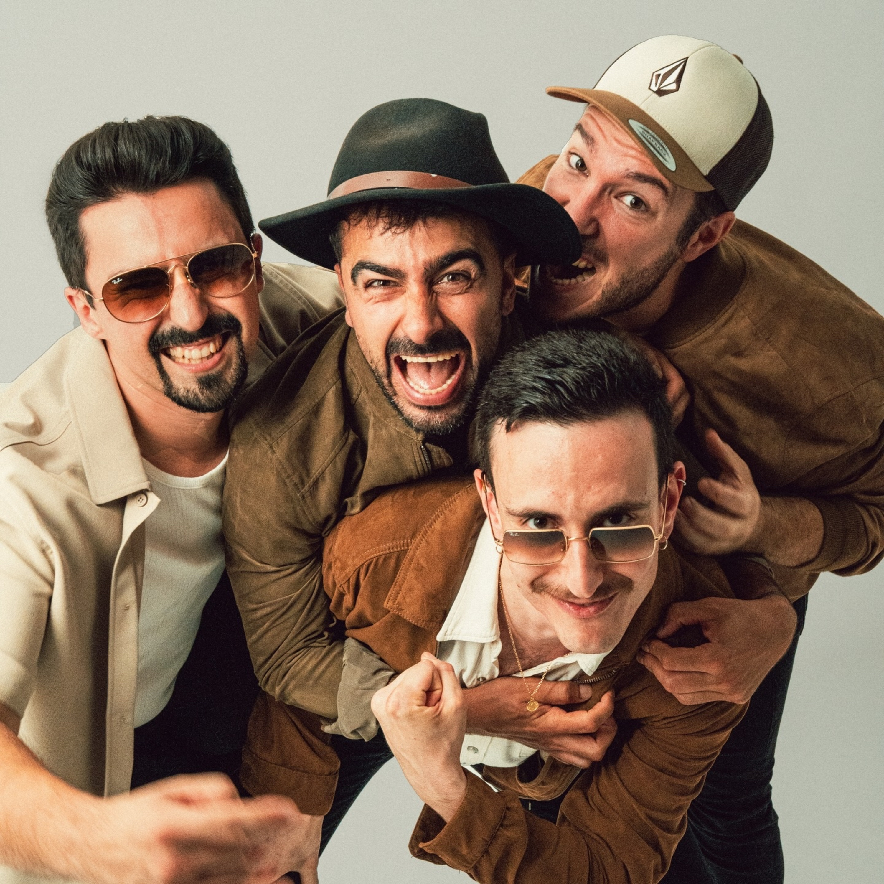 Portada de VINILO FM | CANTABRIA 98.9 FM