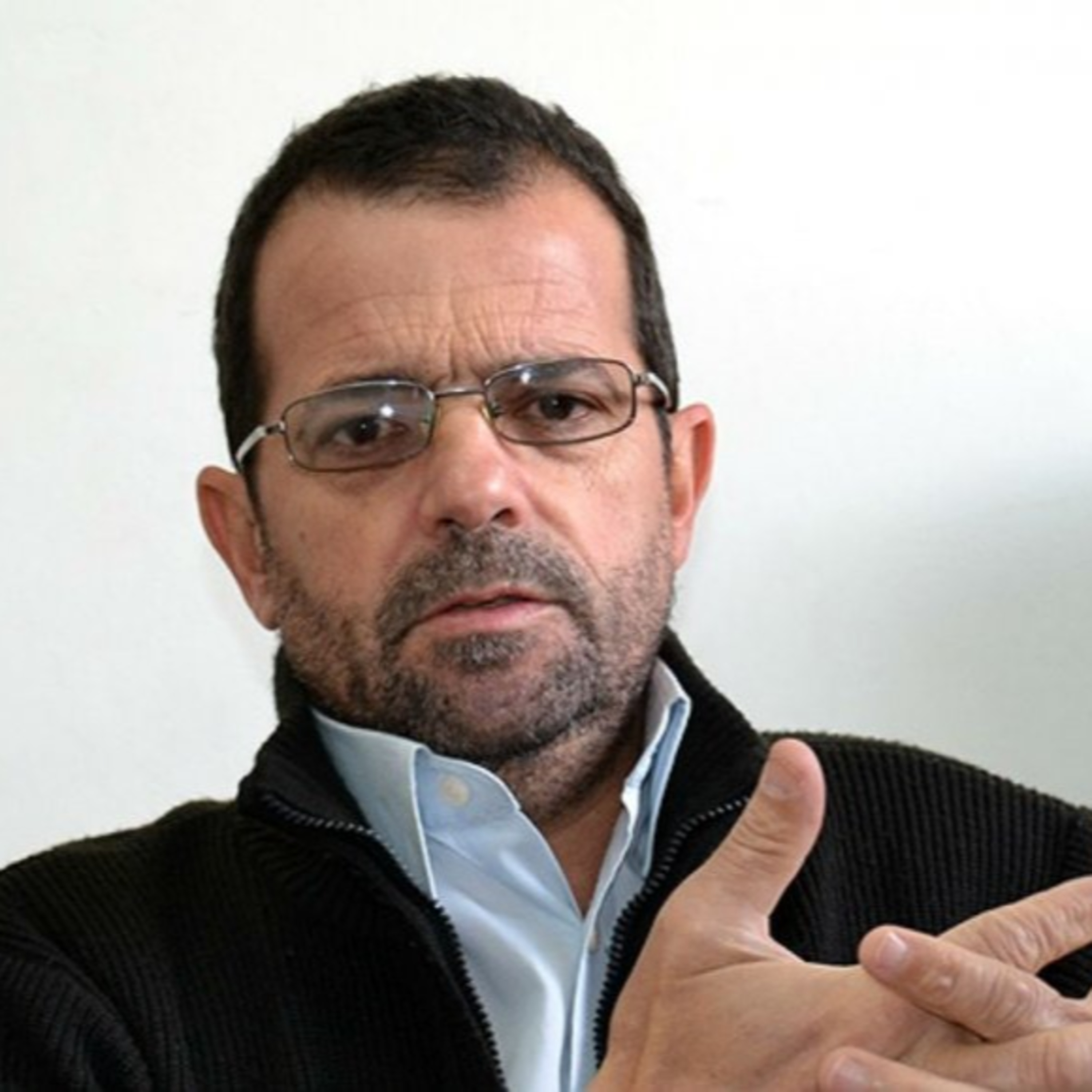 Kneeteman explicó cómo será la asunción de Rogelio Frigerio episode artwork