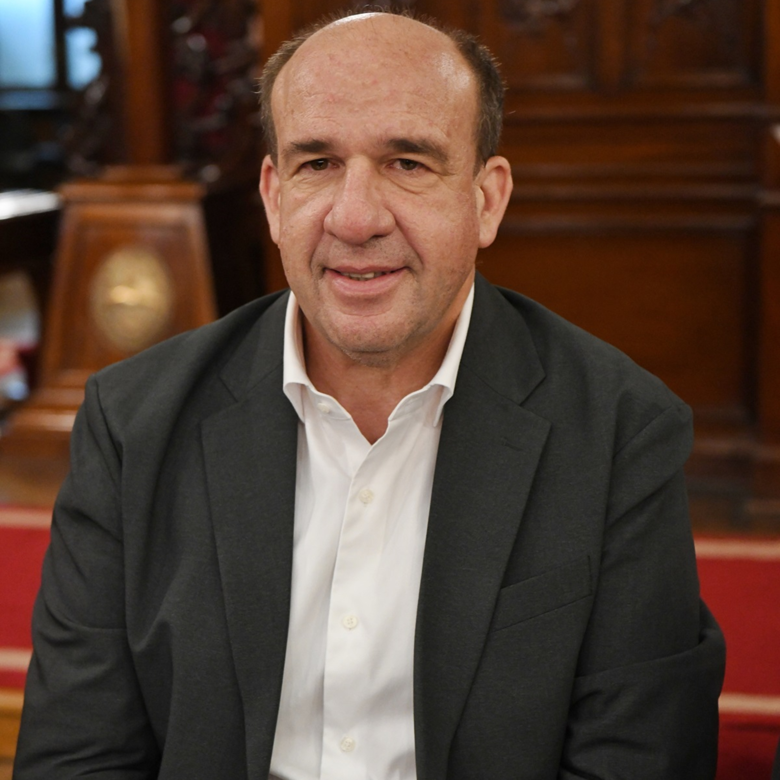Vitor: “Eliminar las pensiones de privilegio es un gesto hacia la ciudadanía” episode artwork
