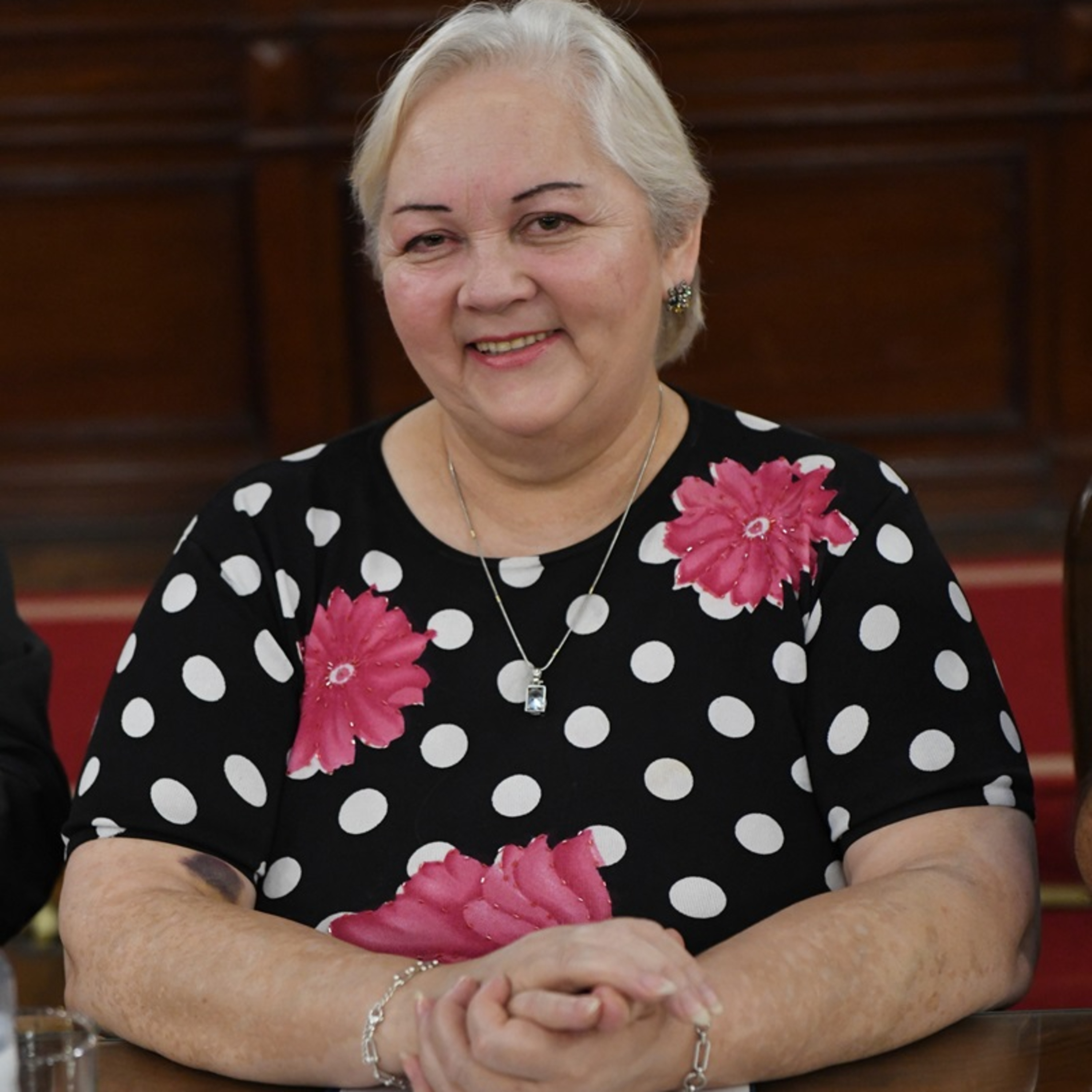 “Entramos en la era de humanizar la política”, dijo la diputada Vázquez episode artwork