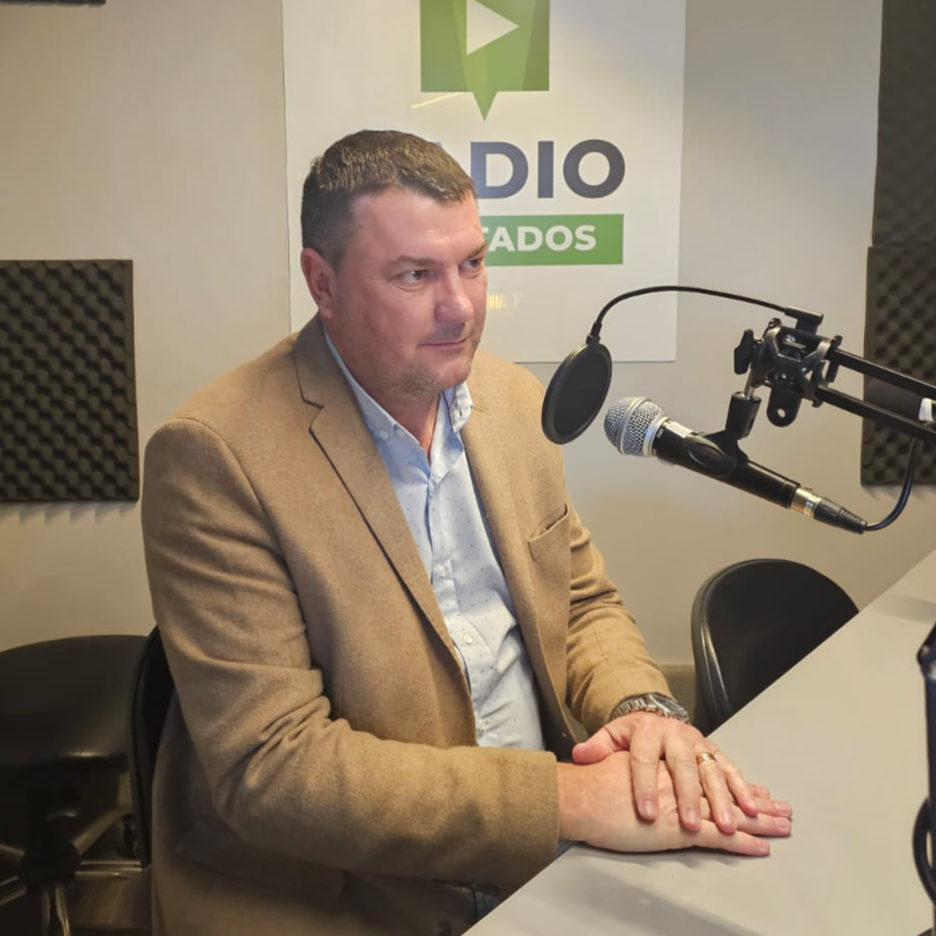 La Provincia trabaja para subsidiar la demanda del transporte de pasajeros episode artwork