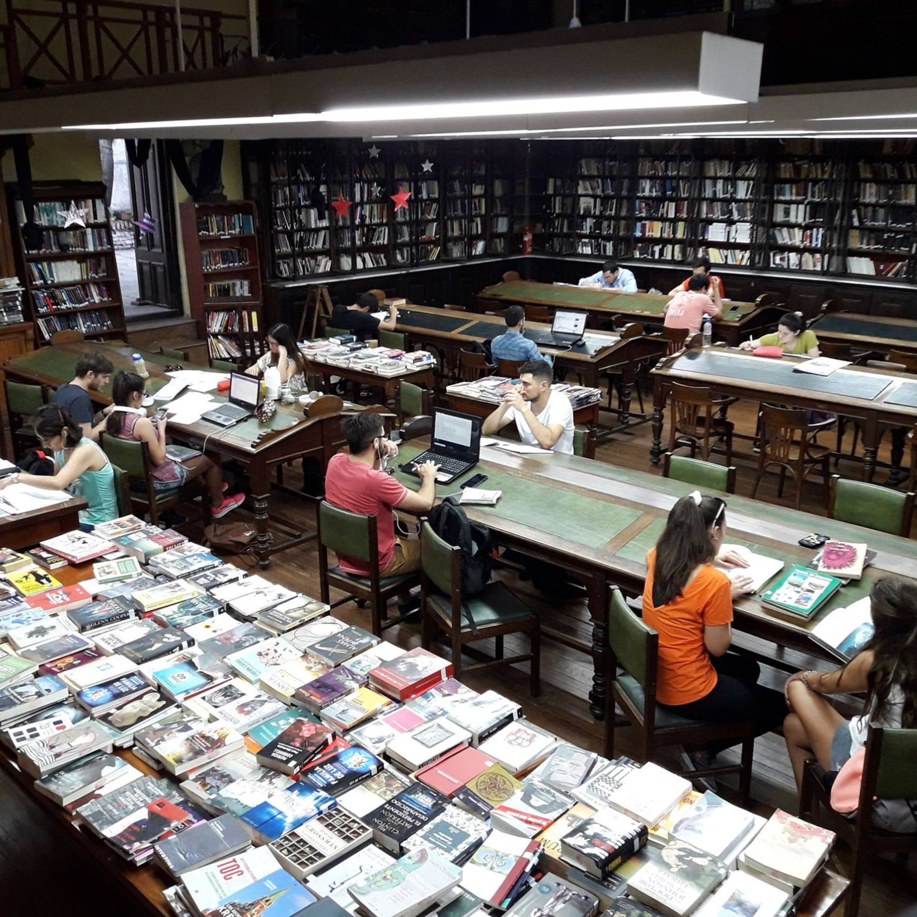 Últimos días para la presentación de cuentos en el concurso literario de la Biblioteca Popular episode artwork