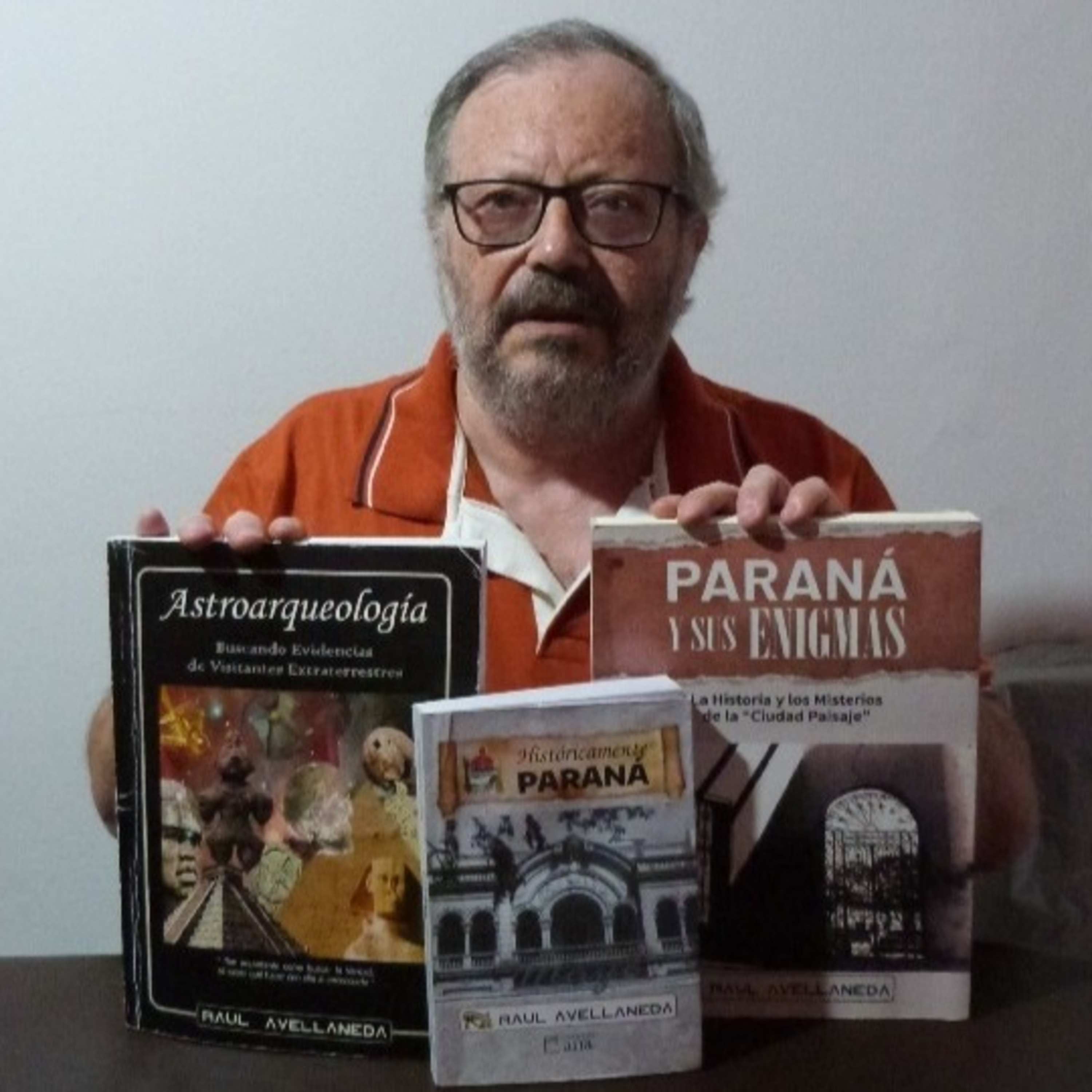 Raúl Avellaneda y sus relatos sobre Paraná episode artwork