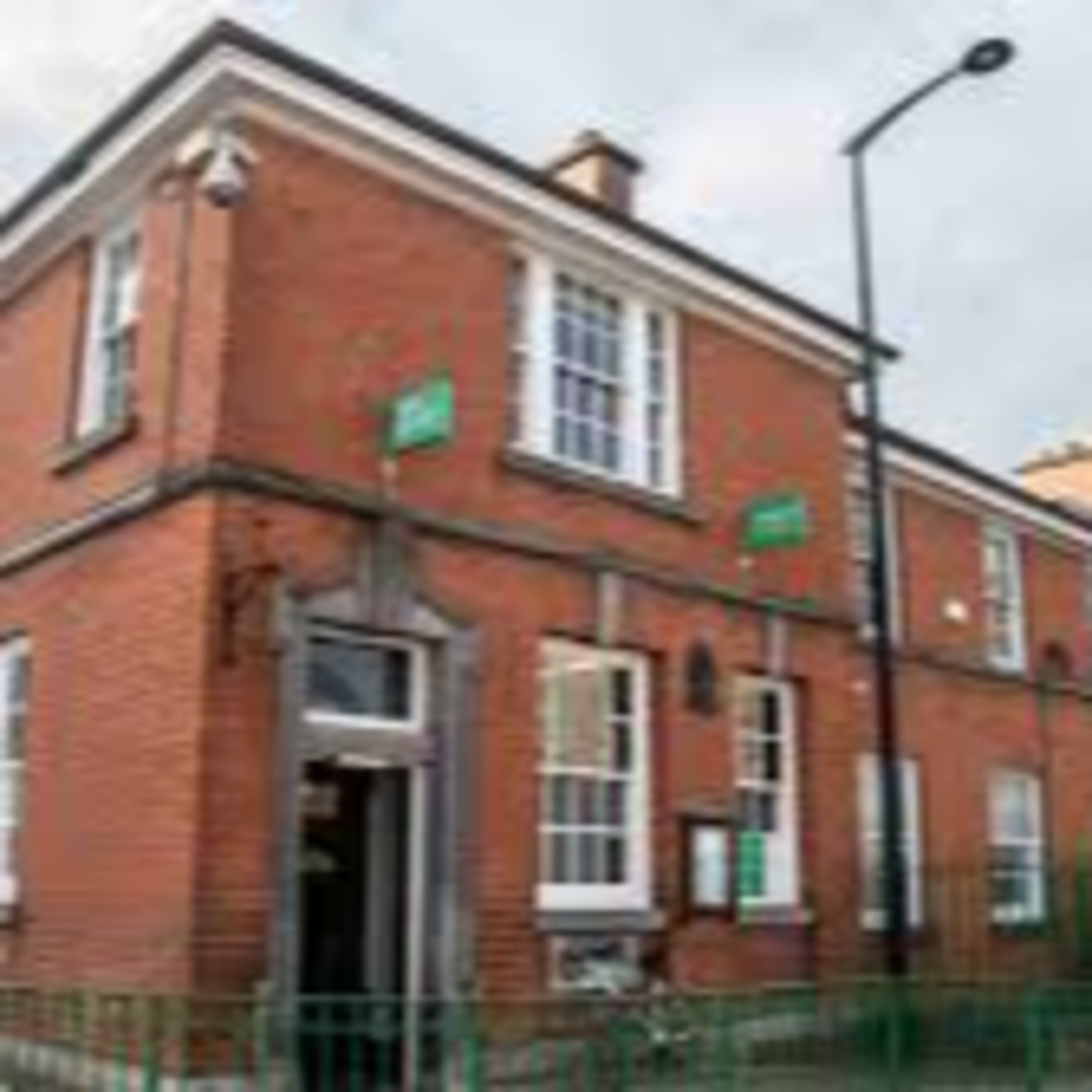 ROSCOMMON POST OFFICE CLOSES ITS OFFICE IN THE SQUARE AFTER 113 YEARS. episode artwork