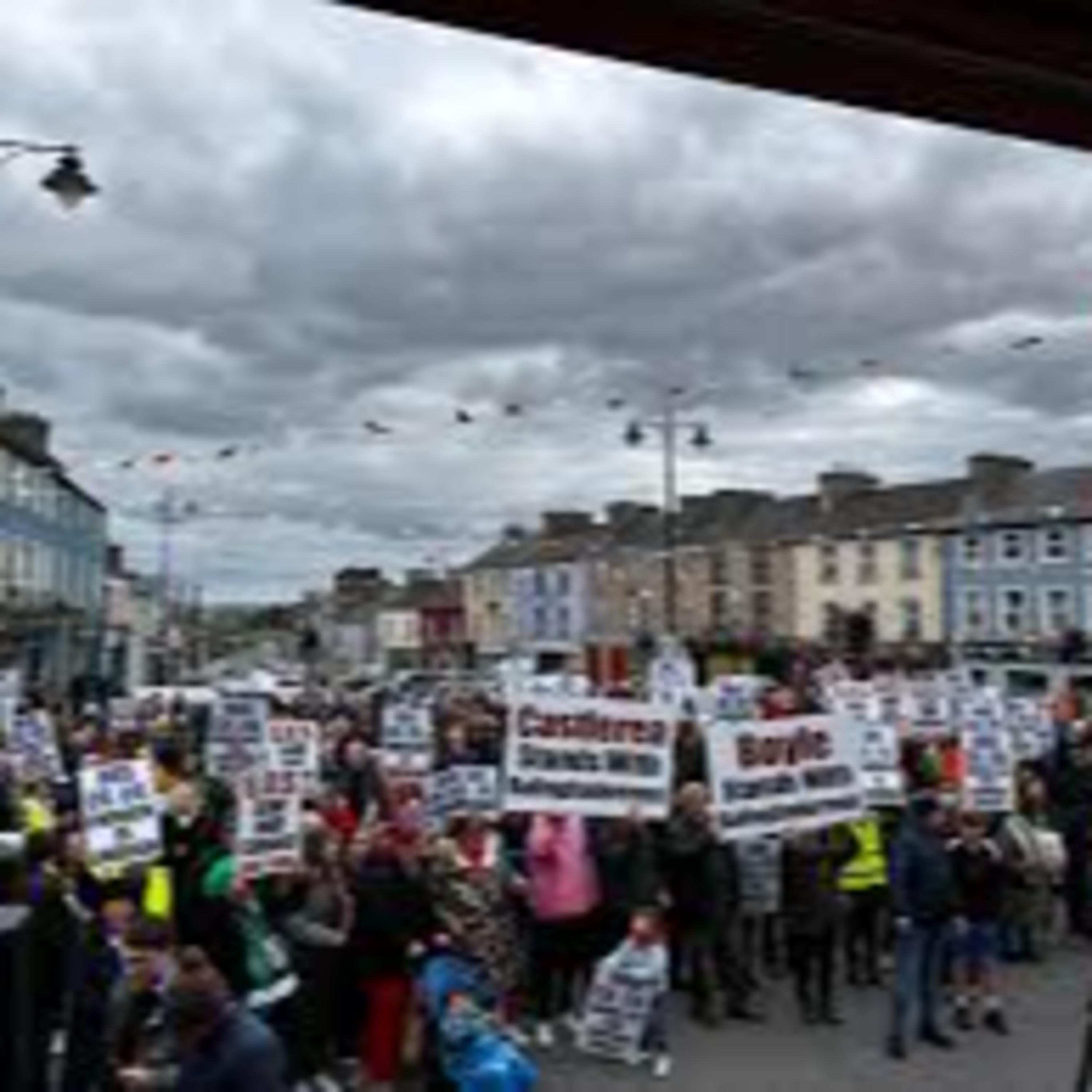 BALLAGHADERREEN RESIDENTS BRING THEIR PROTEST TO ROSCOMMON COUNTY COUNCIL MEETING episode artwork