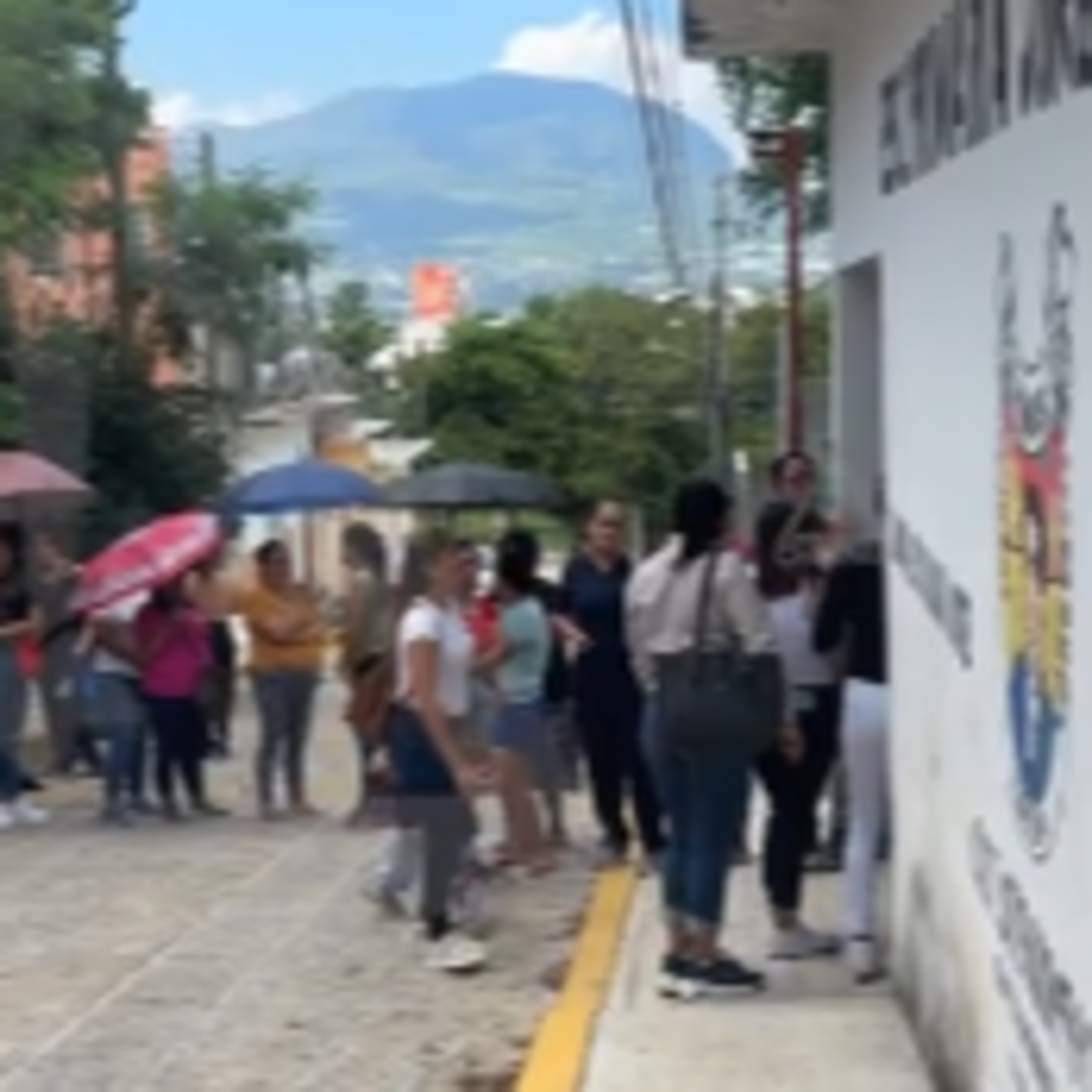 🚨 Malos manejos administrativos en la Escuela Secundaria “Jorge Tovilla” de Tuxtla Gutiérrez episode artwork