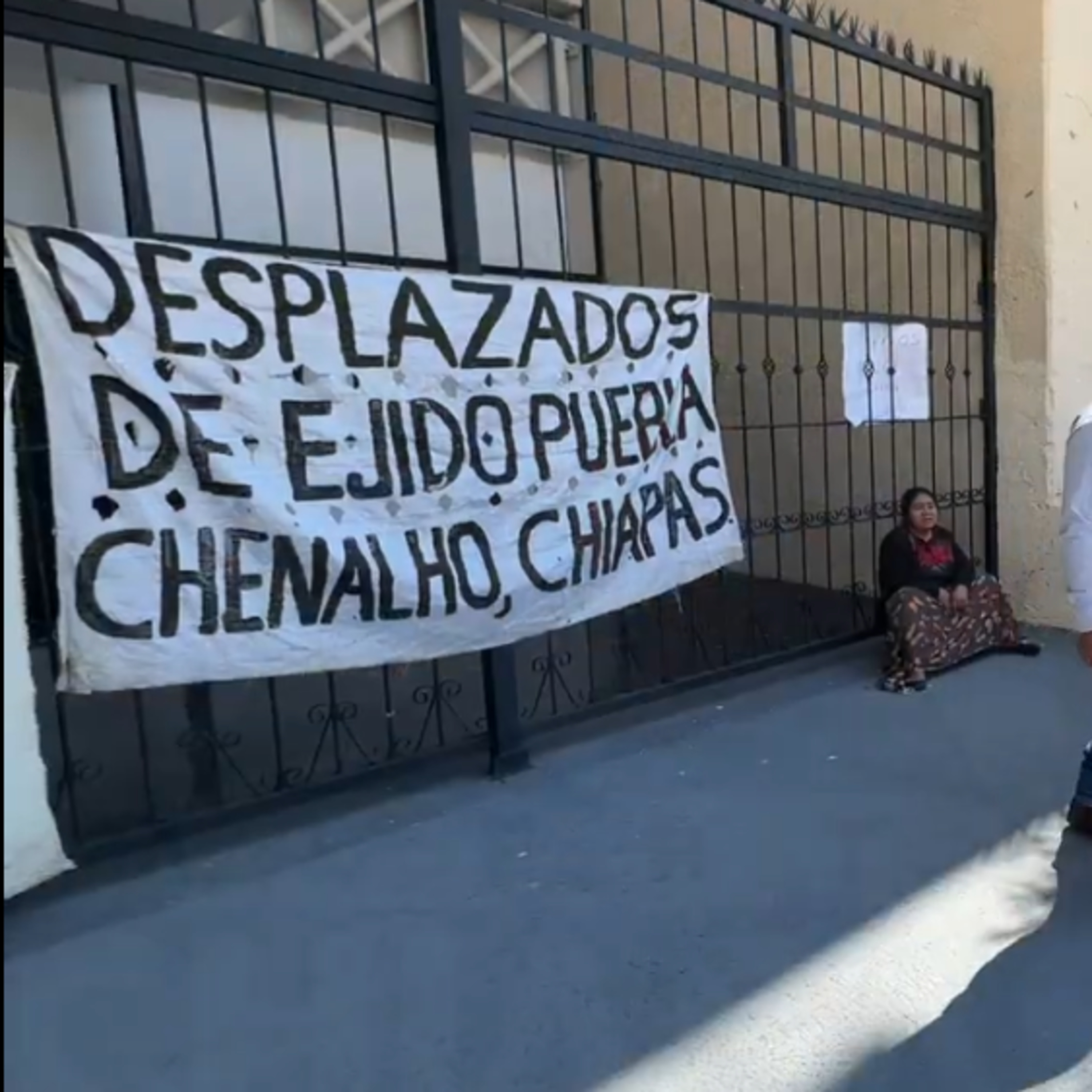 Ocho años de abandono: Desplazados de Chenalhó claman por regresan a su hogar  episode artwork