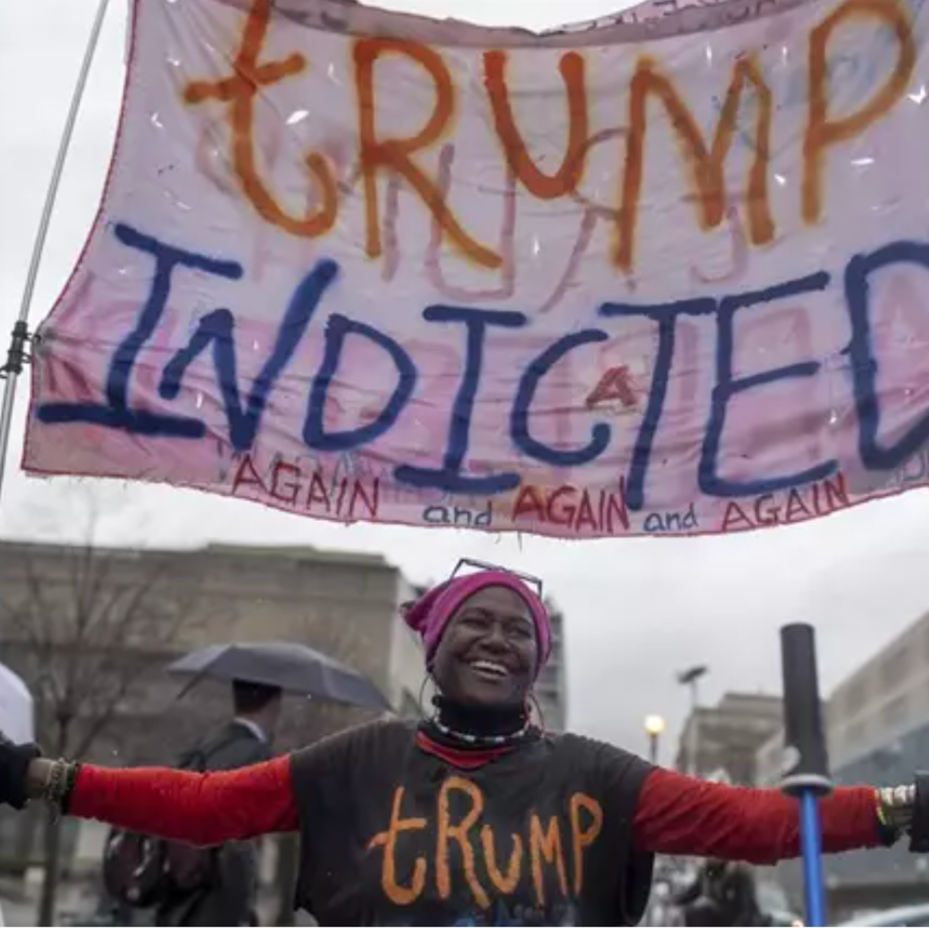 DONALD TRUMP NO TIENE INMUNIDAD EN VIVO CON EL PROTESTÓN CUBANO episode artwork