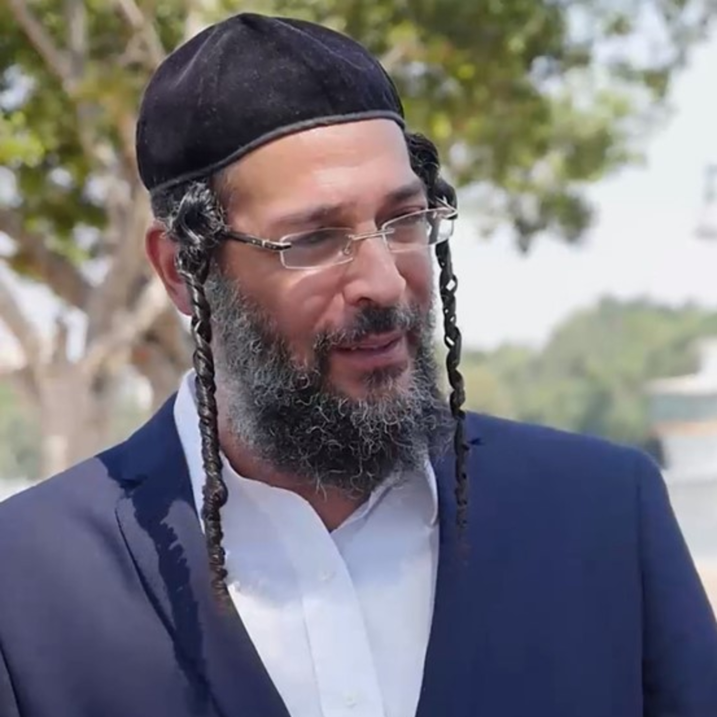 מסע בין נשמות - ראיון עם אליהו שירי episode artwork