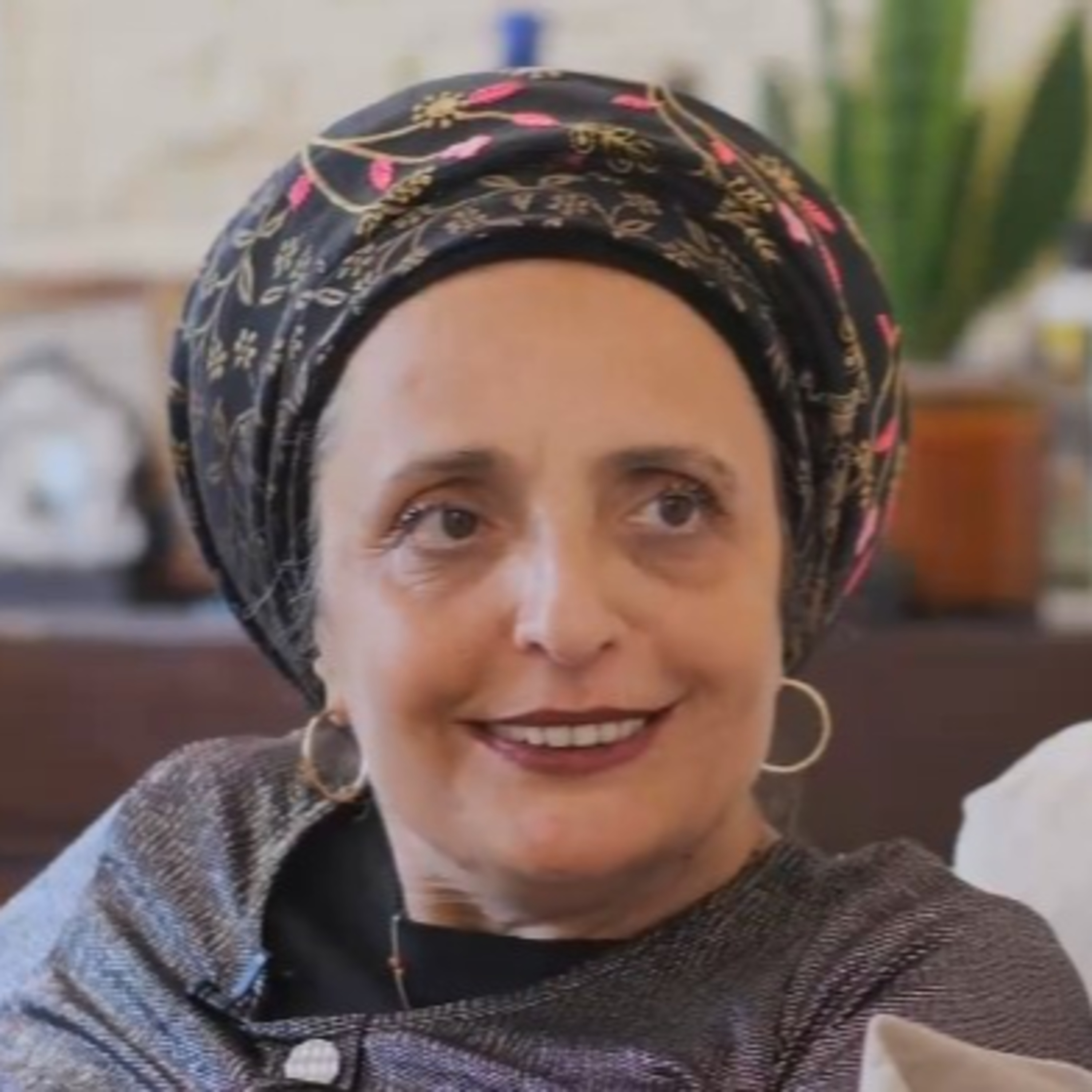 "הרגשתי שאם אני נשארת – לא יהיו לי חיים": אורנה סלע בריאיון מרתק episode artwork