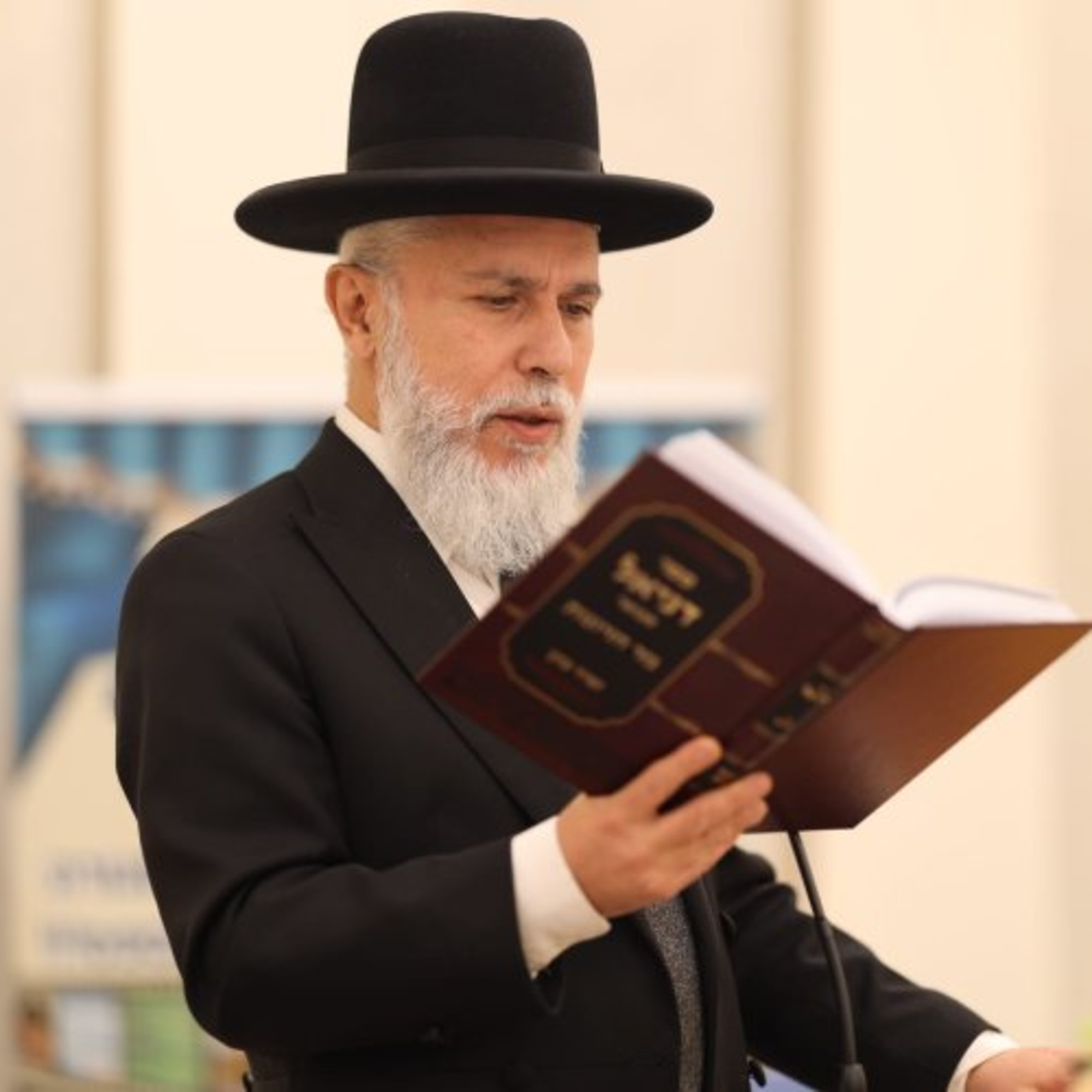 הרב זמיר כהן בשיעורו השבועי: נזקי העצלות ורווחי הזריזות לגוף ולנשמה episode artwork