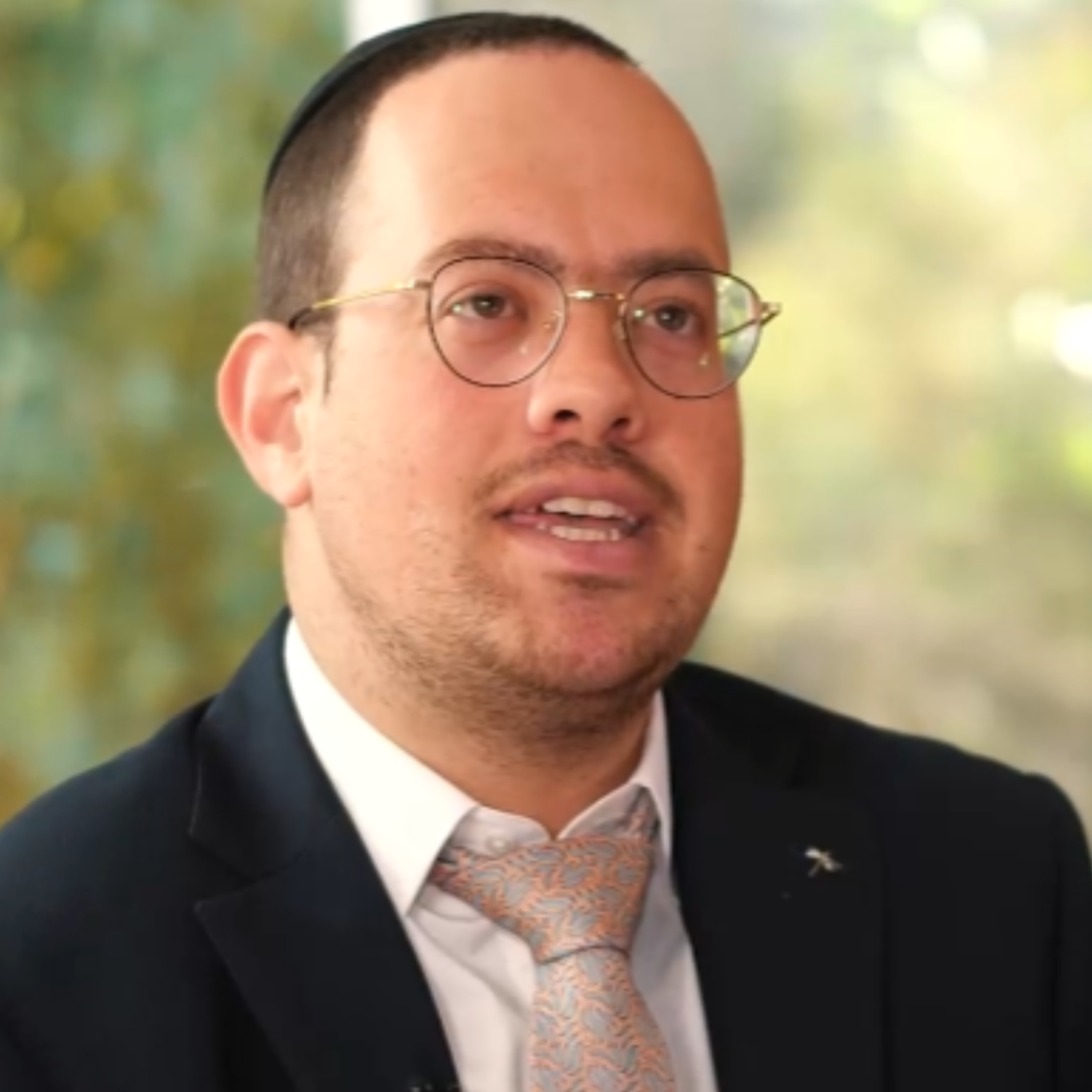 "לא סיפרתי על הסכיזופרניה. פחדתי מהתגובות": דוד לובין על ההתמודדות היומיומית episode artwork