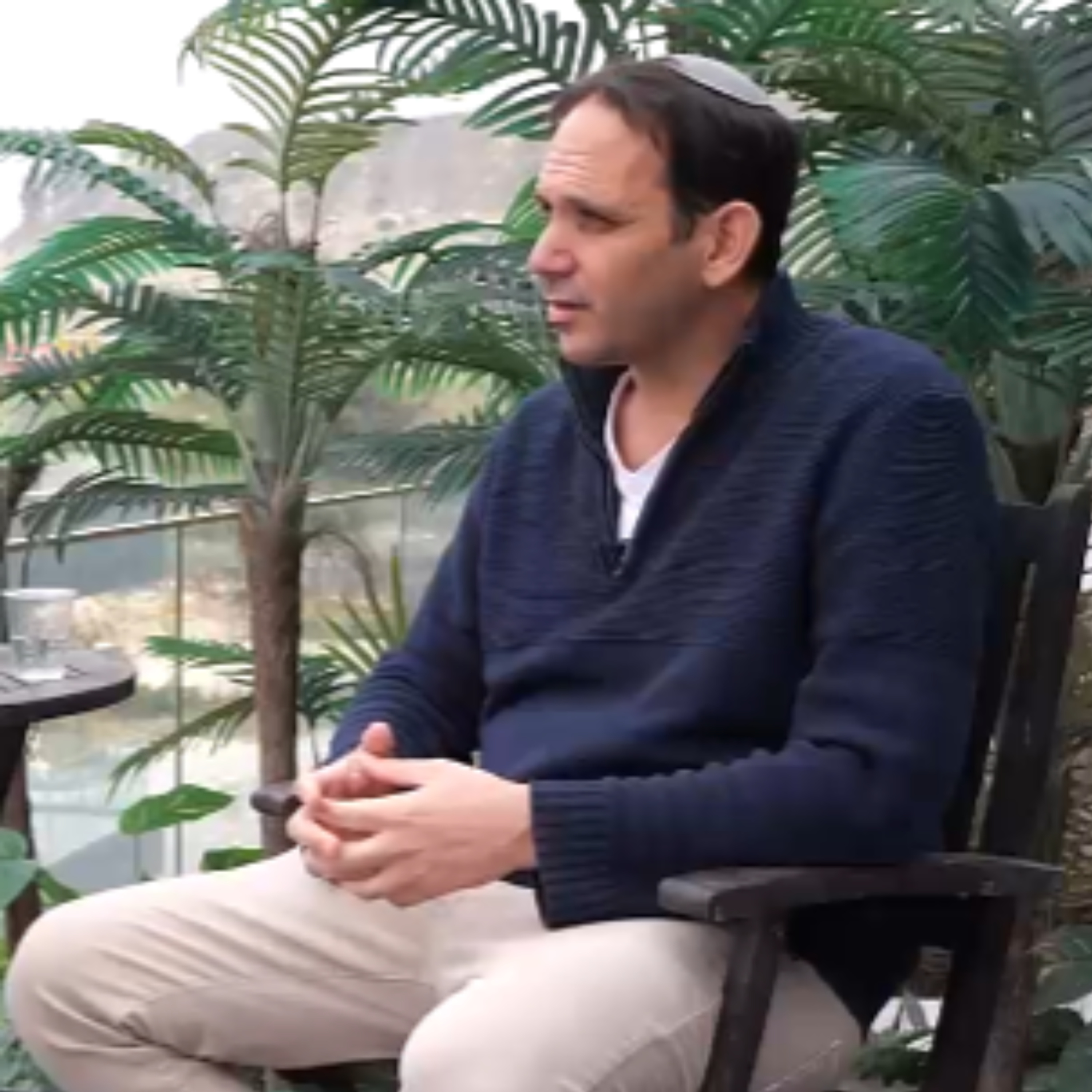 "מסע הדה-לגיטימציה – מכשיר רצח": ריאיון עם גלעד אך episode artwork