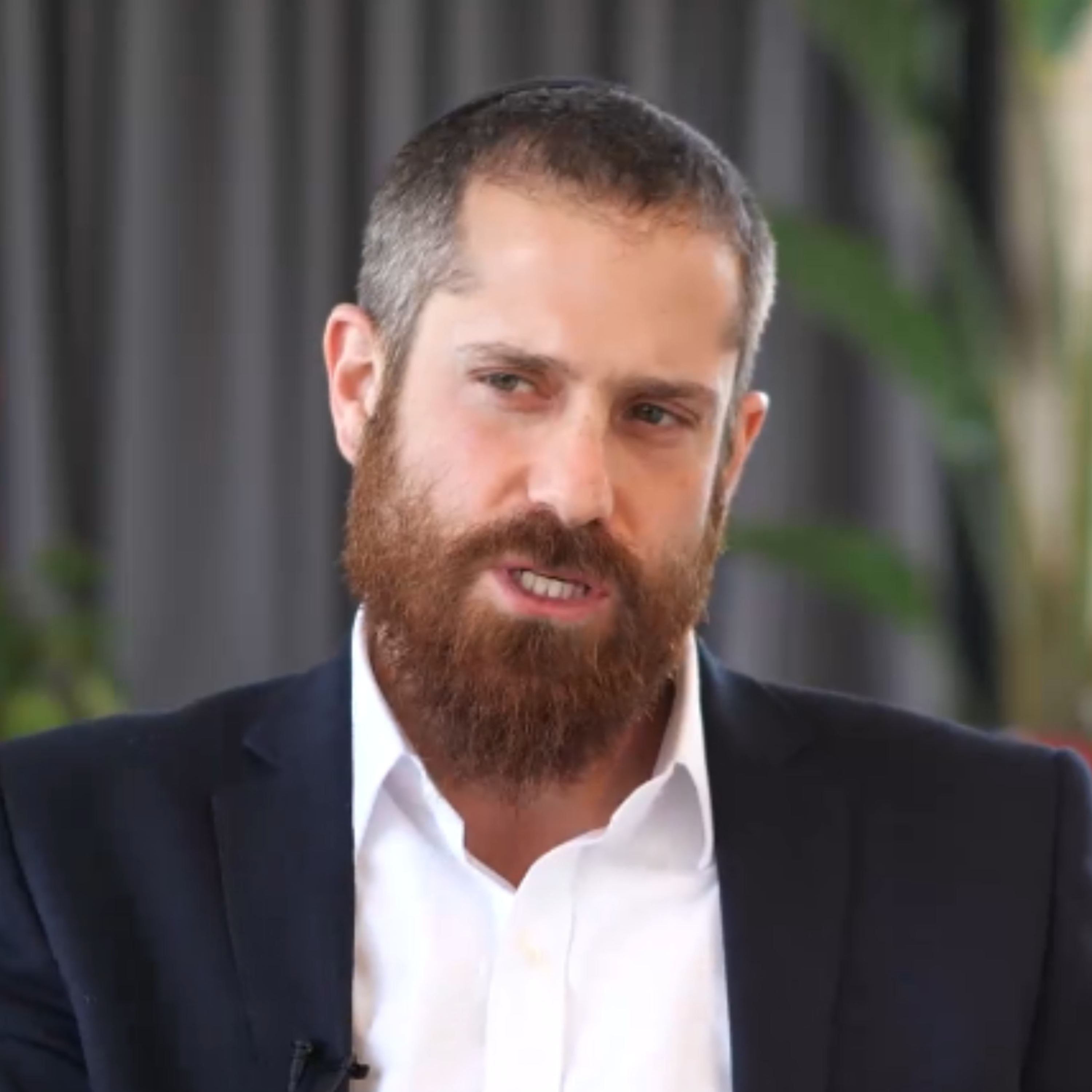 "הרגשתי שאני חי חיים של שקר": בן יעקב סבו על המסע האישי בעקבות הזהות היהודית episode artwork