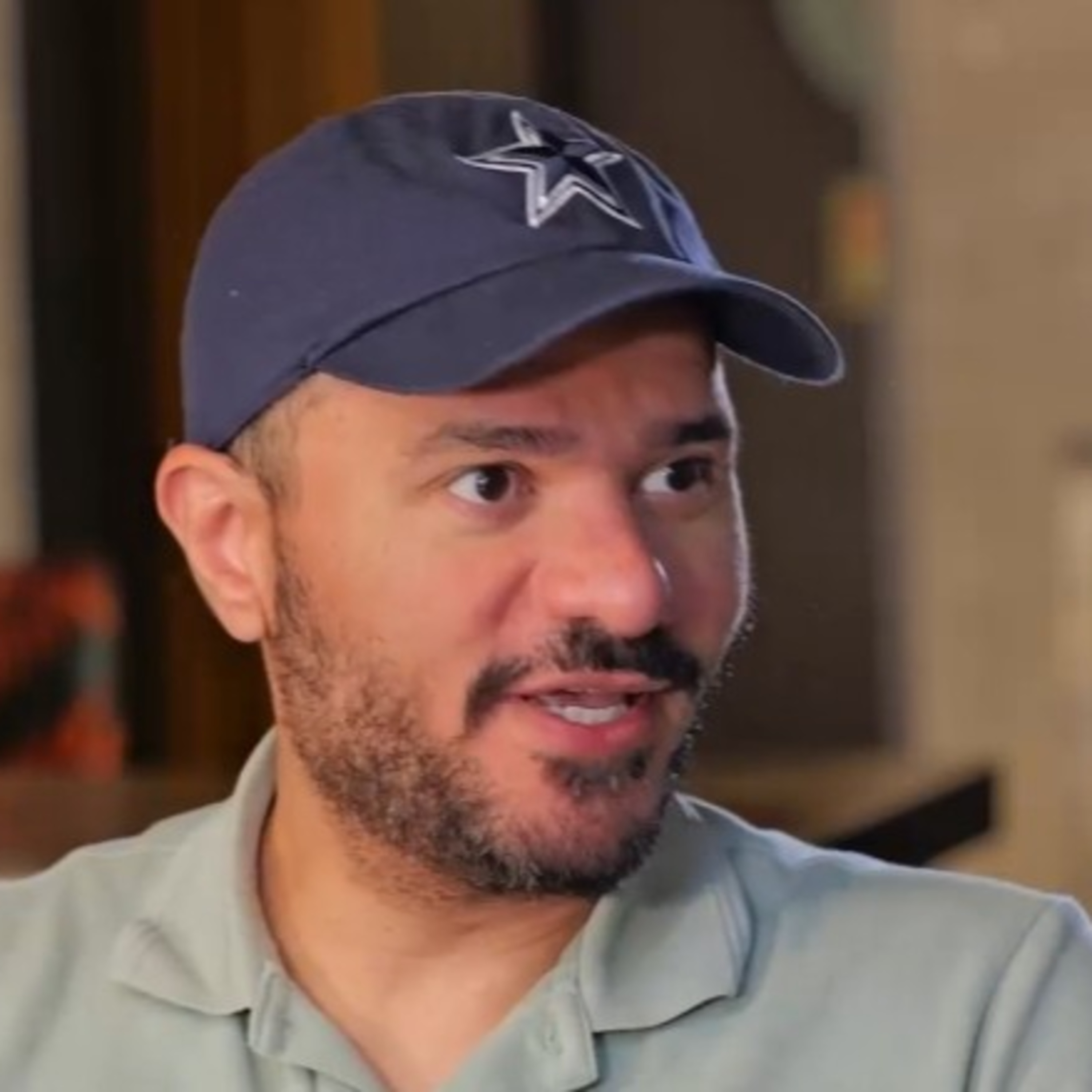 "באונר"א מלמדים ילדים להרוג יהודים": המשפיען הסעודי לואי א-שריף מטיף לשלום – ולא מתחרט episode artwork