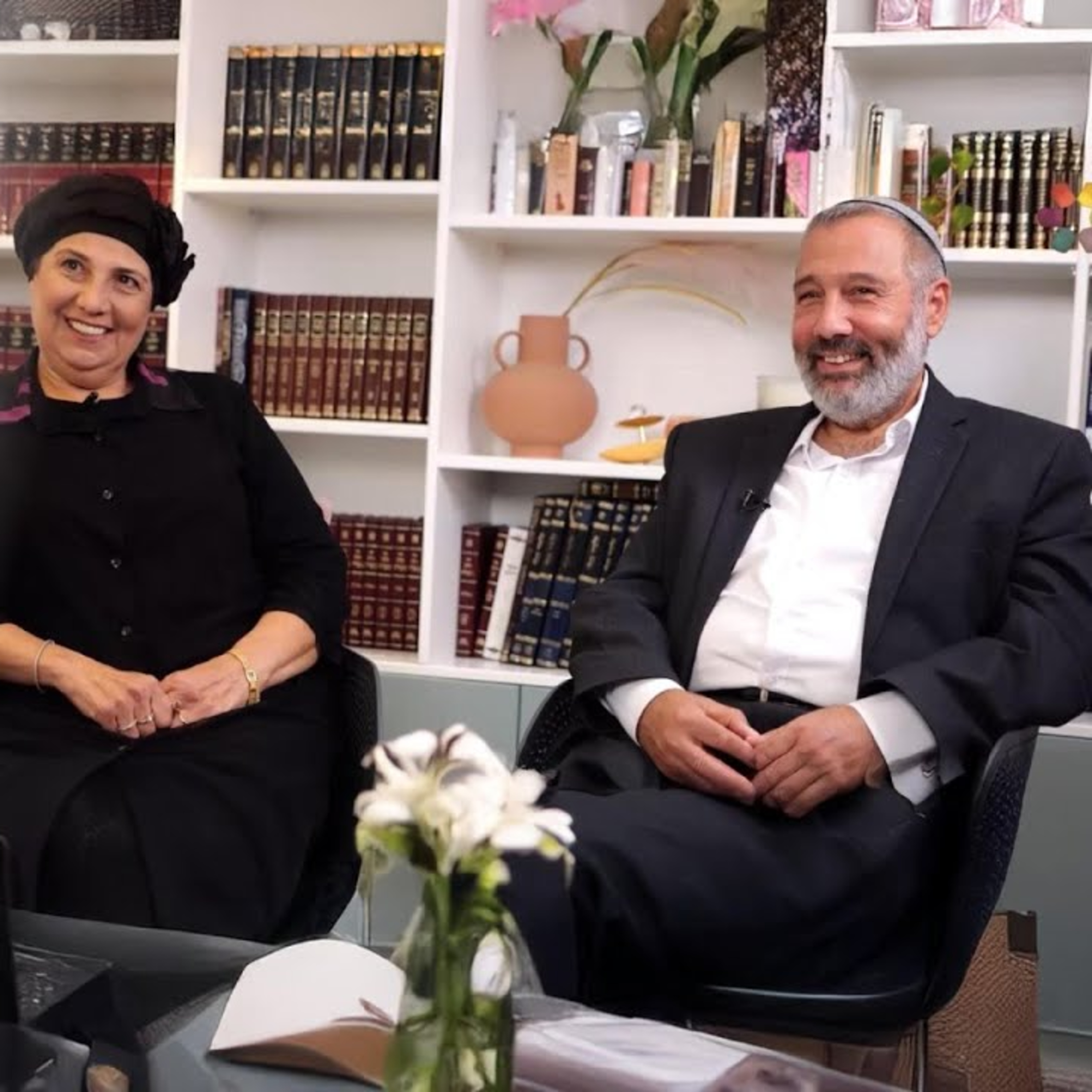 "נאלצנו לגור בבית חולים": זוגיות במבחן, הפעם עם שרה ויוסי מייכור episode artwork