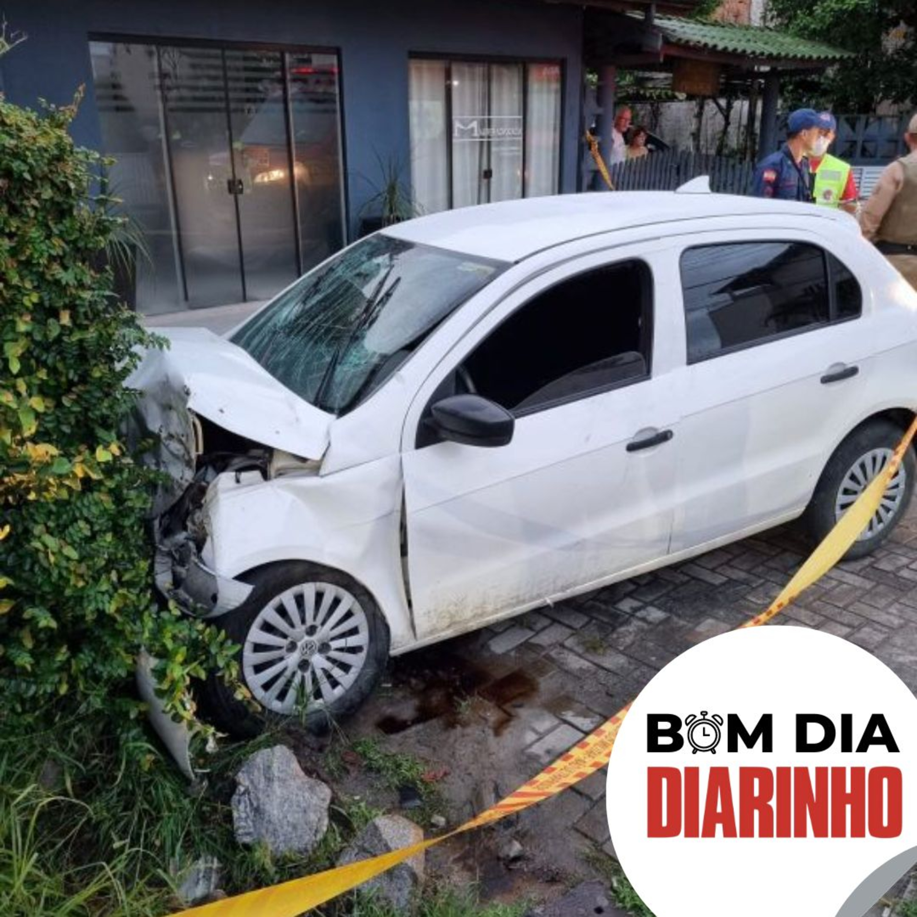 Jovem morre em acidente de carro, testemunhas confirmam discussão entre casal encontrado morto em Itapema e mais episode artwork