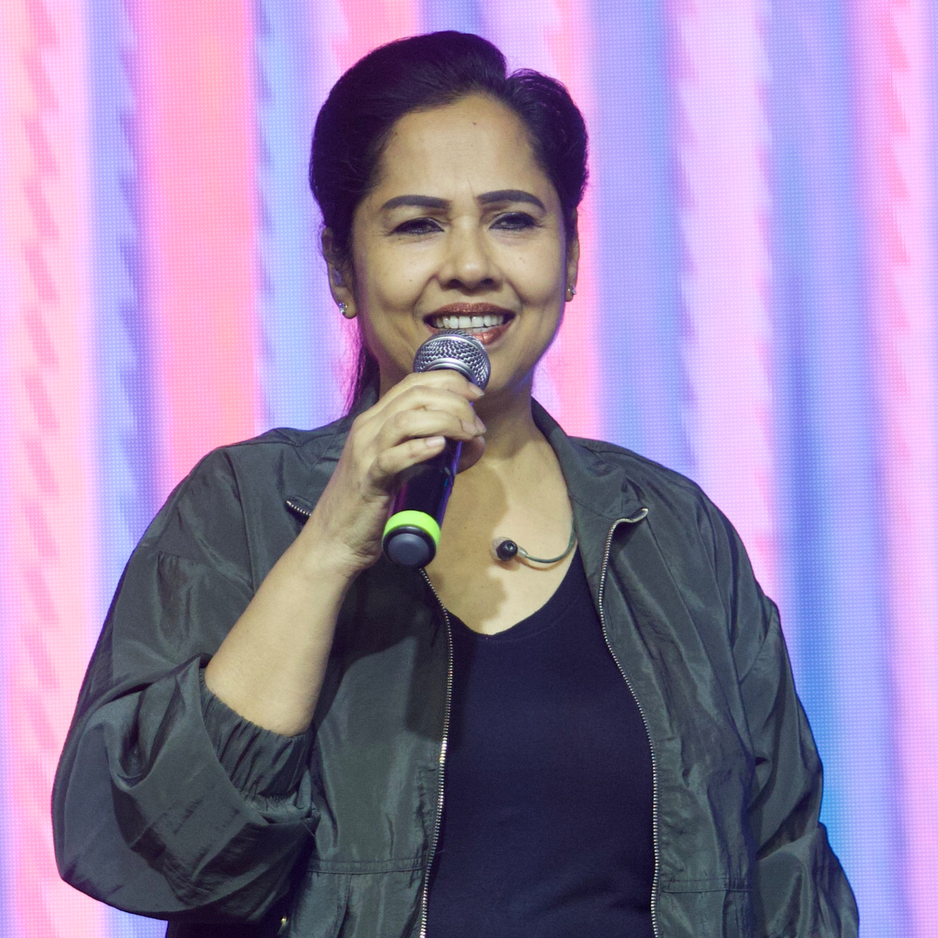 3 Keys that'll bail you out of all problems | Ps. Merlyn Patta Bi-lingual | 14 Nov 2025