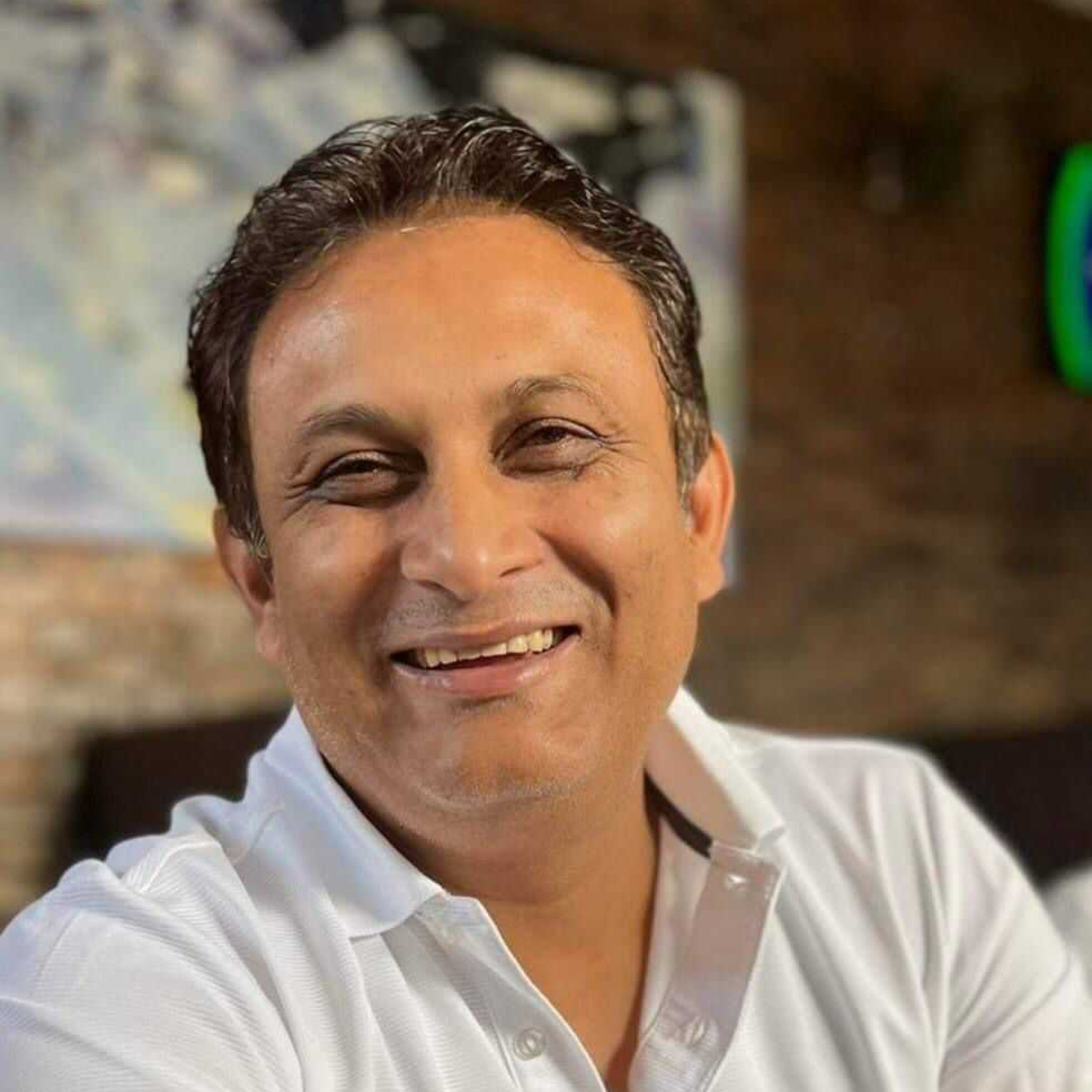 हाम्रो हिमालतिर जोखिमको घन्टी बजिसकेको छ तर तयारी भने अझै शून्य छ... जलवायुविद् डा. विमल रेग्मी सँगको कुराकानी episode artwork