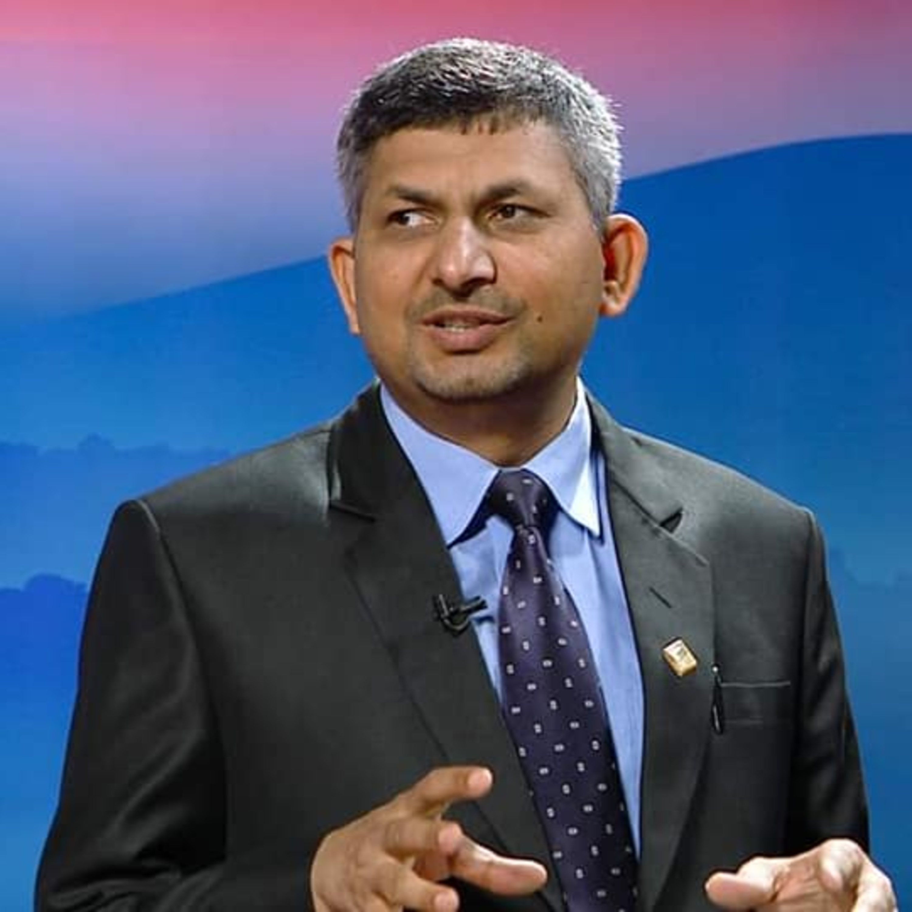 नेपालगञ्जका रिगलको कैद मिनाहा गर्ने निर्णय बदर भएपछि उव्जेको नैतिक प्रश्न .....संघीयताका अध्येता तथा संविधानविद् डा. रुद्र शर्मा episode artwork