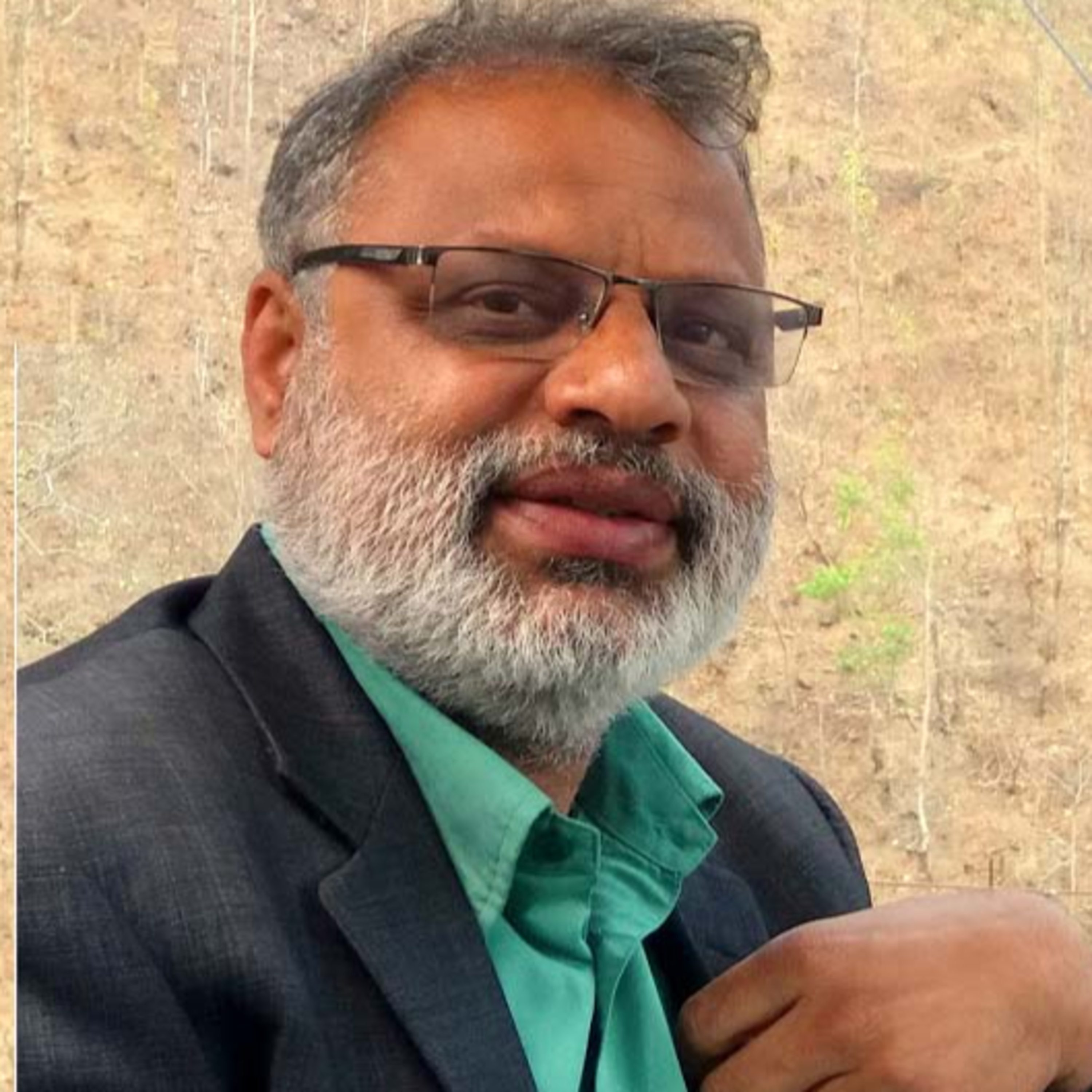 कसरी भयो छठ पर्वको सुरुवात ? यस्तो छ महिमा मैथिली साहित्यकार तथा सस्कृतिविद् रमेश रञ्जन झा सँगको कुराकानी episode artwork
