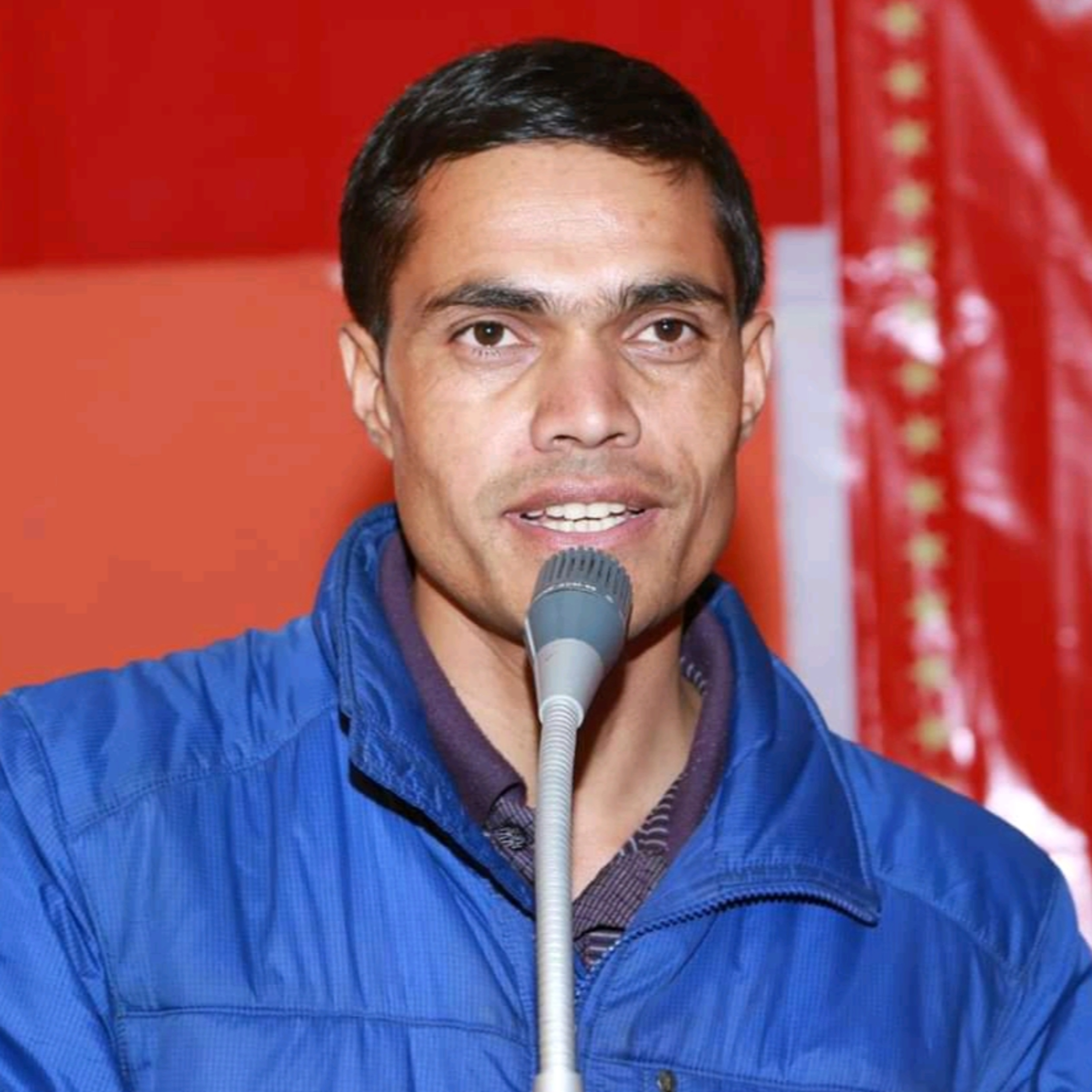 नेताहरू नागरिकको आक्रोशको निशानामा परिरहेका छन्, व्यवस्थि बिरोधीहरु संगठित हुंदैछन्, दलहरु मिल्नु पर्दैन ?विश्लेषक रामदिप आचार्य सँगको कुराकानी episode artwork