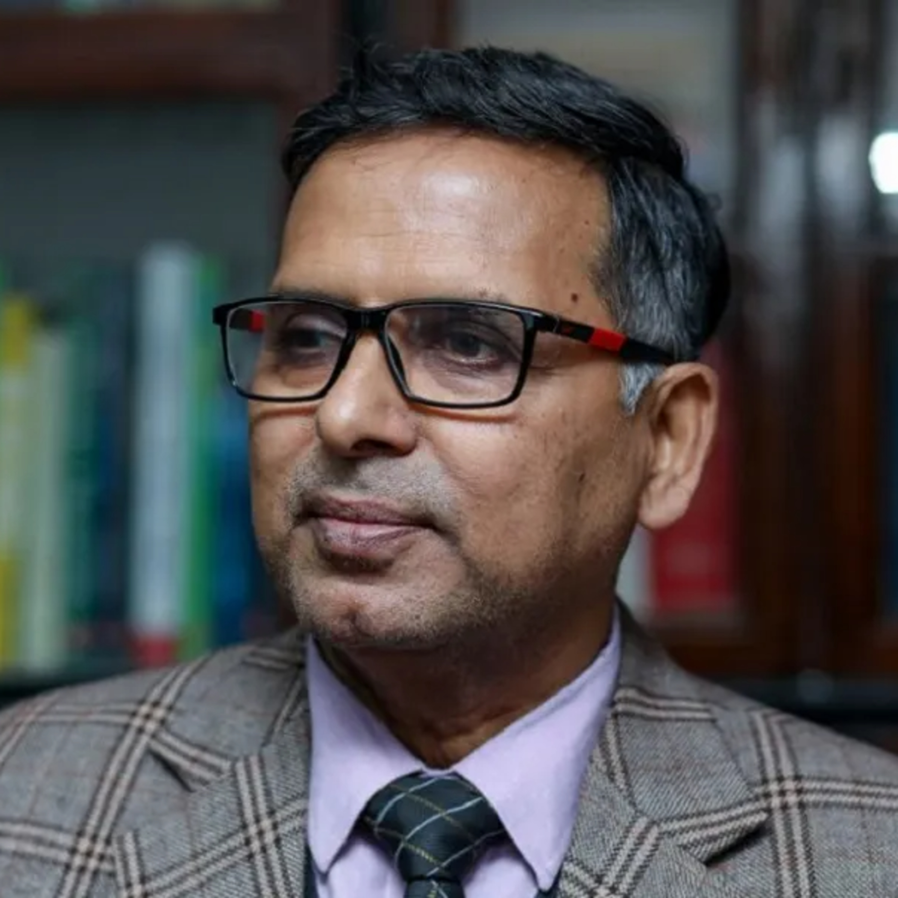 गठबन्धन सरकारको एक वर्ष: सम्वैधानीक रुपमा सरकारले कहाँ कहाँ बाटो बिरायो ?प्रा. विपिन अधिकारी episode artwork