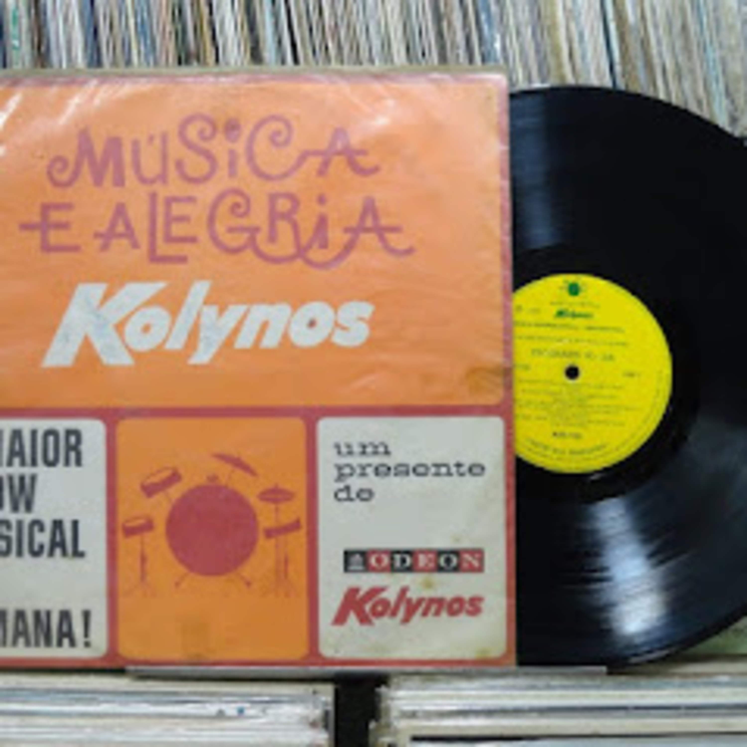 #302 Interferência: Música e Alegria Kolynos, com Estevam Sangirardi episode artwork