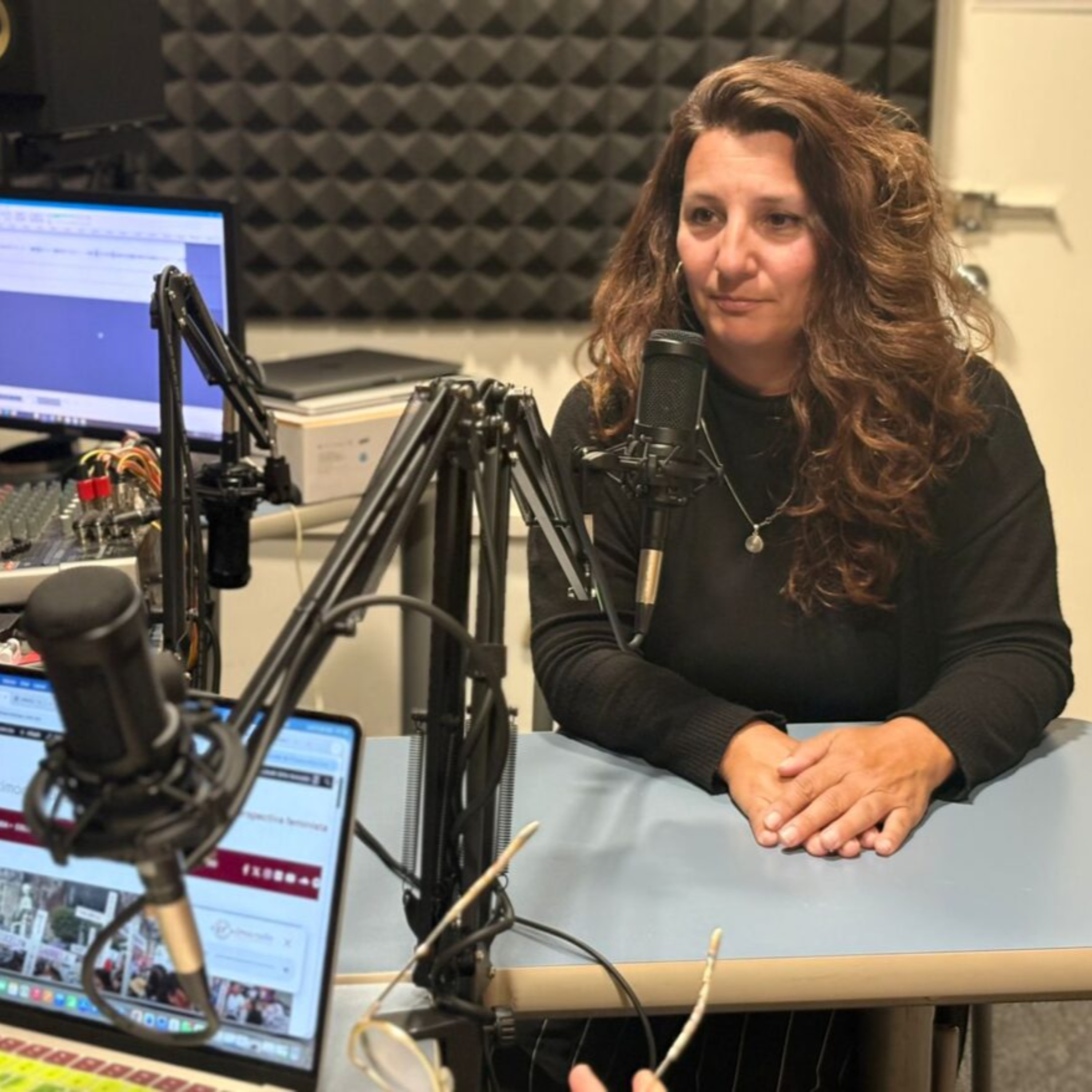 Entrevista con Marcela Gaviud, periodista argentina  episode artwork