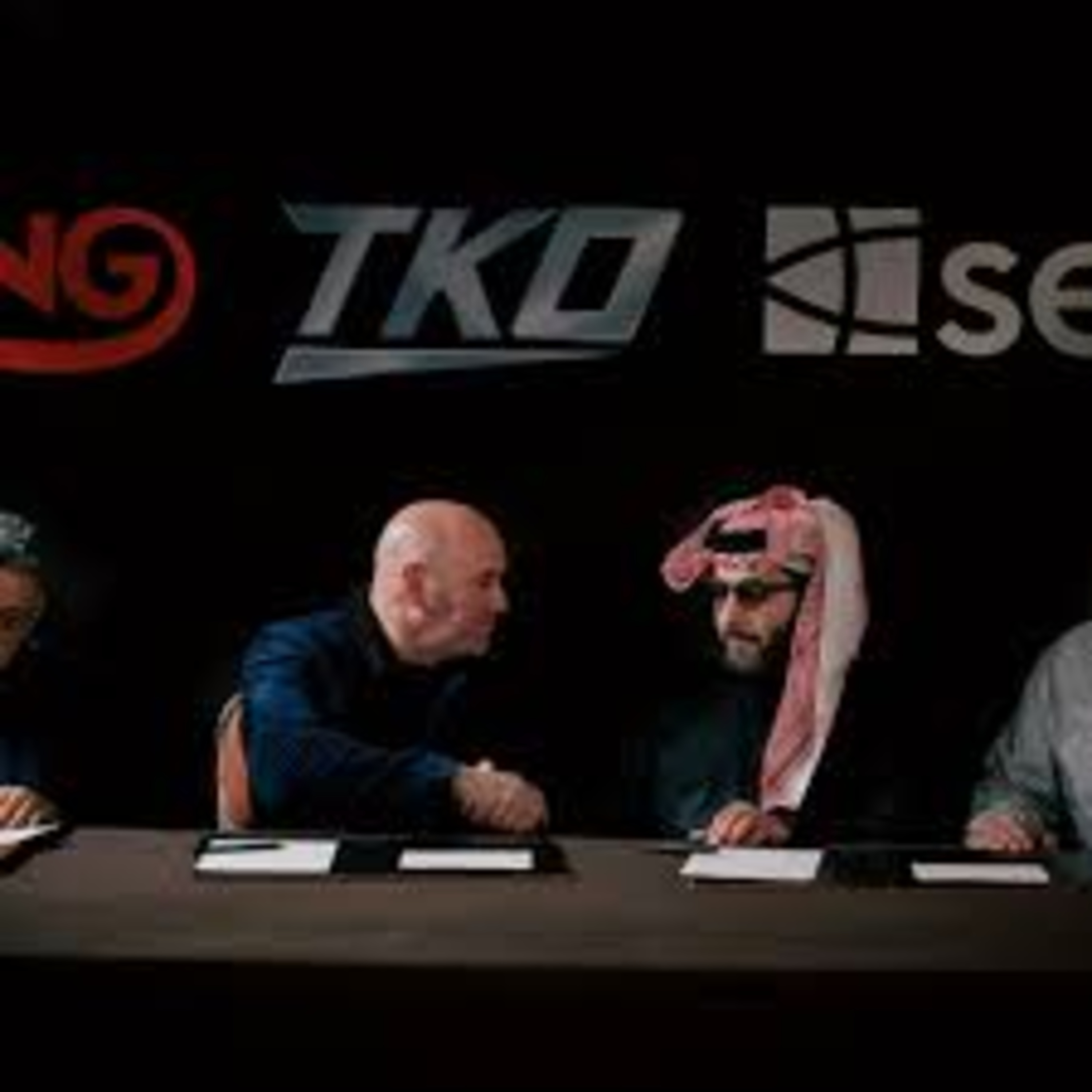 Dana White & Saudi’s Turk Announce New Boxing League One Belt Per Weight Class episode artwork