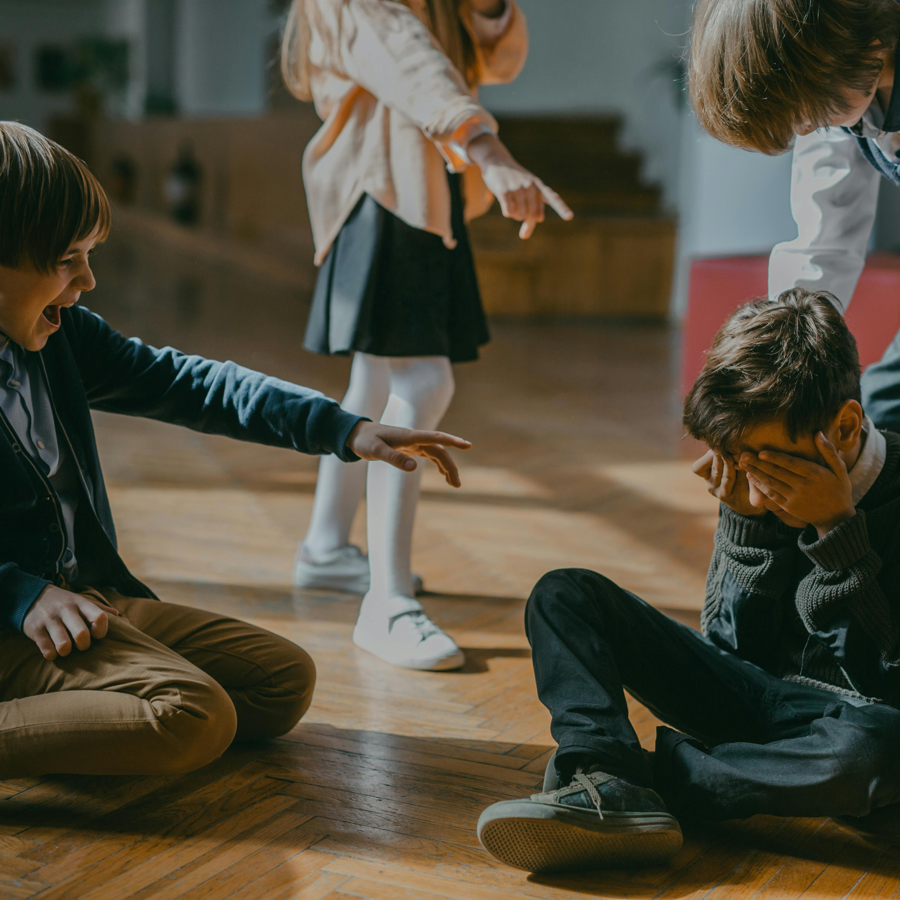 Não é brincadeira, é bullying: quando é necessário o alerta nas escolas!