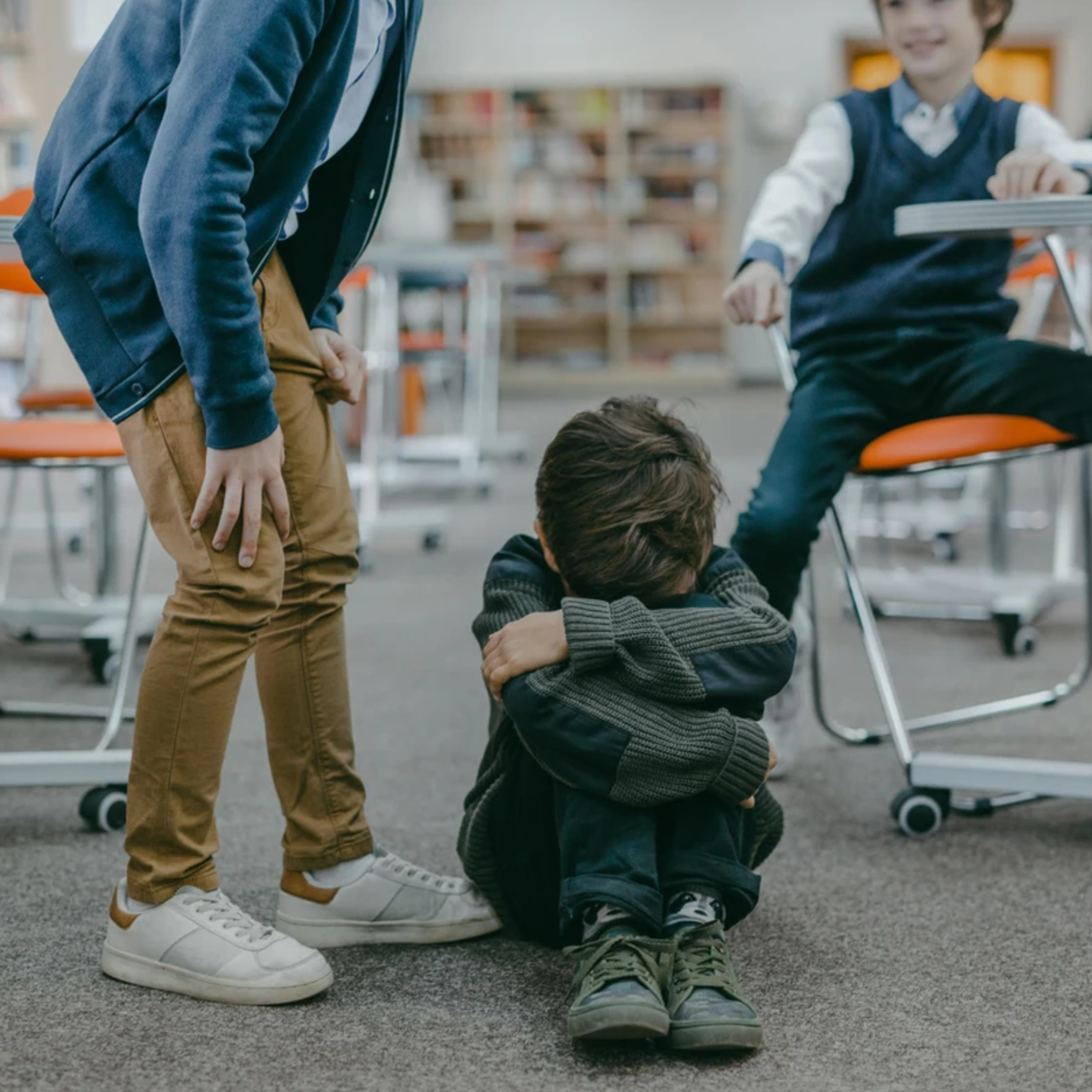 Professor brasileiro perde 21% do tempo de aula para manter disciplina