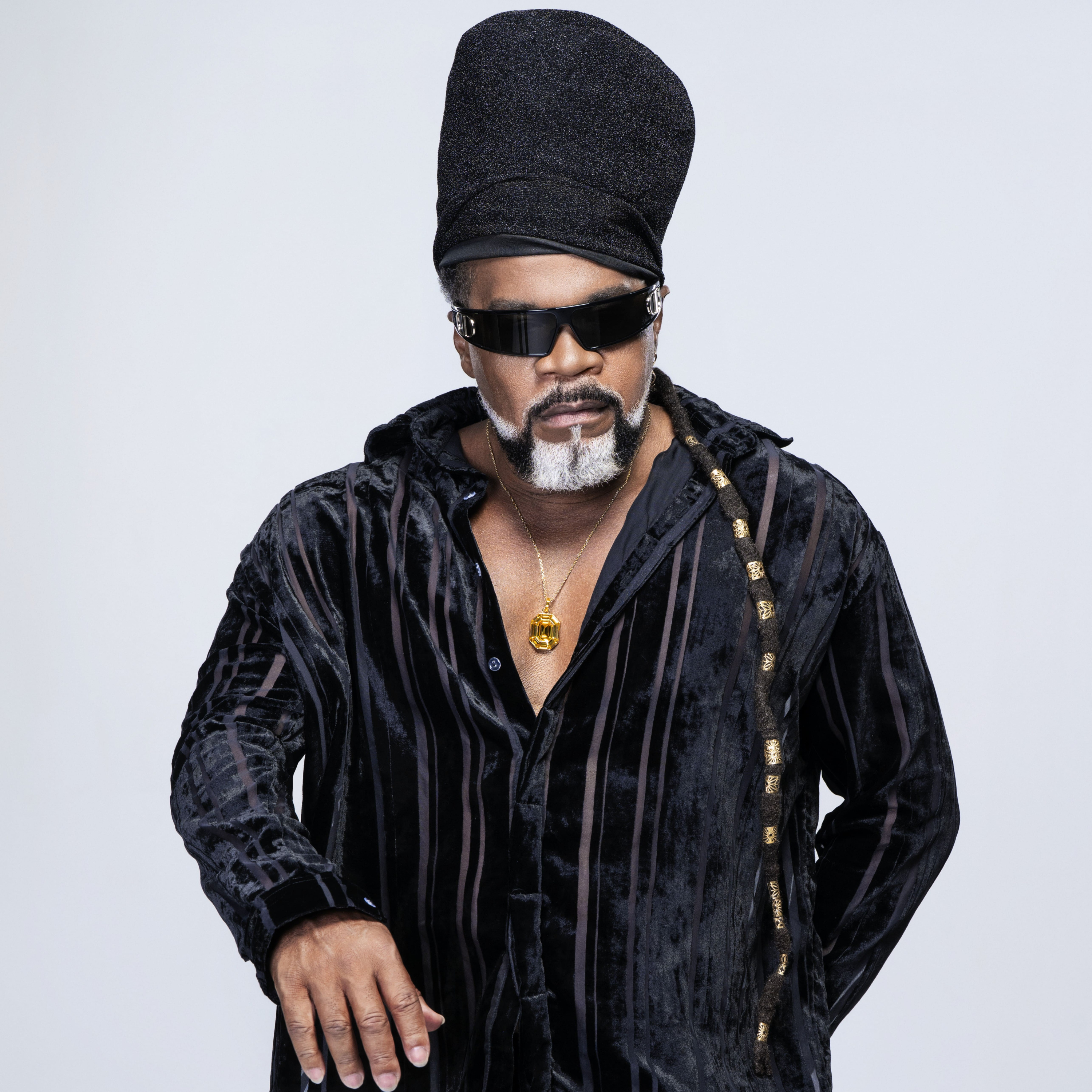 Carlinhos Brown abre nova fase de shows do Bem Brasil episode artwork