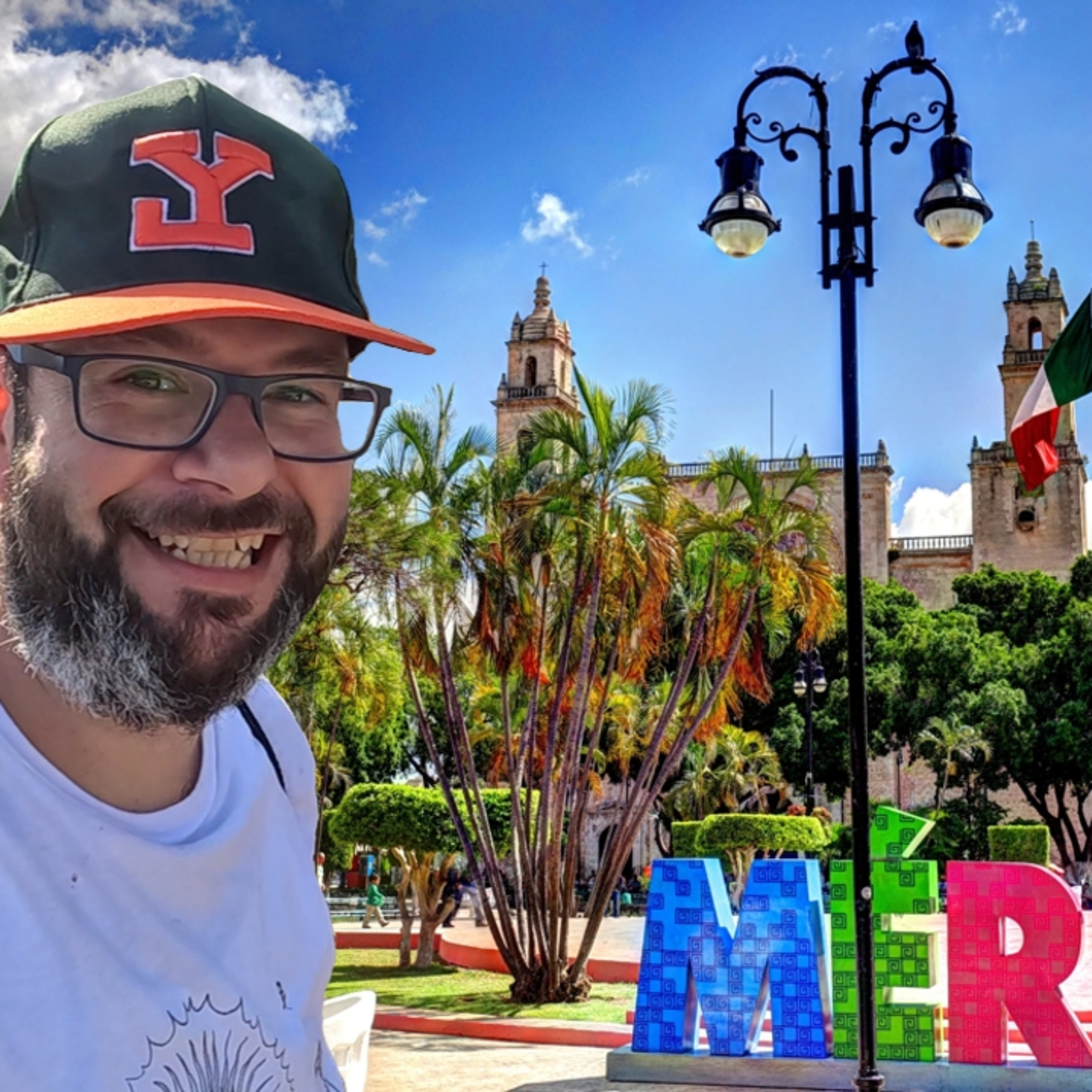 Why I Choose To Live in Merida Yucatan Mexico 🇲🇽 episode artwork