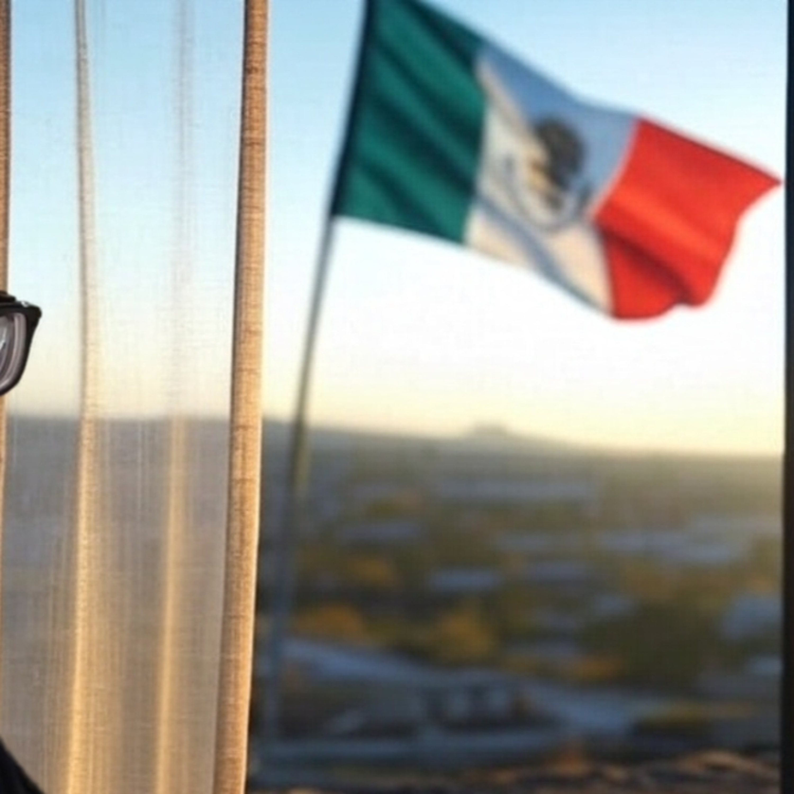 It's Time To Move To Mexico, Before It's Too Late 🇲🇽 episode artwork