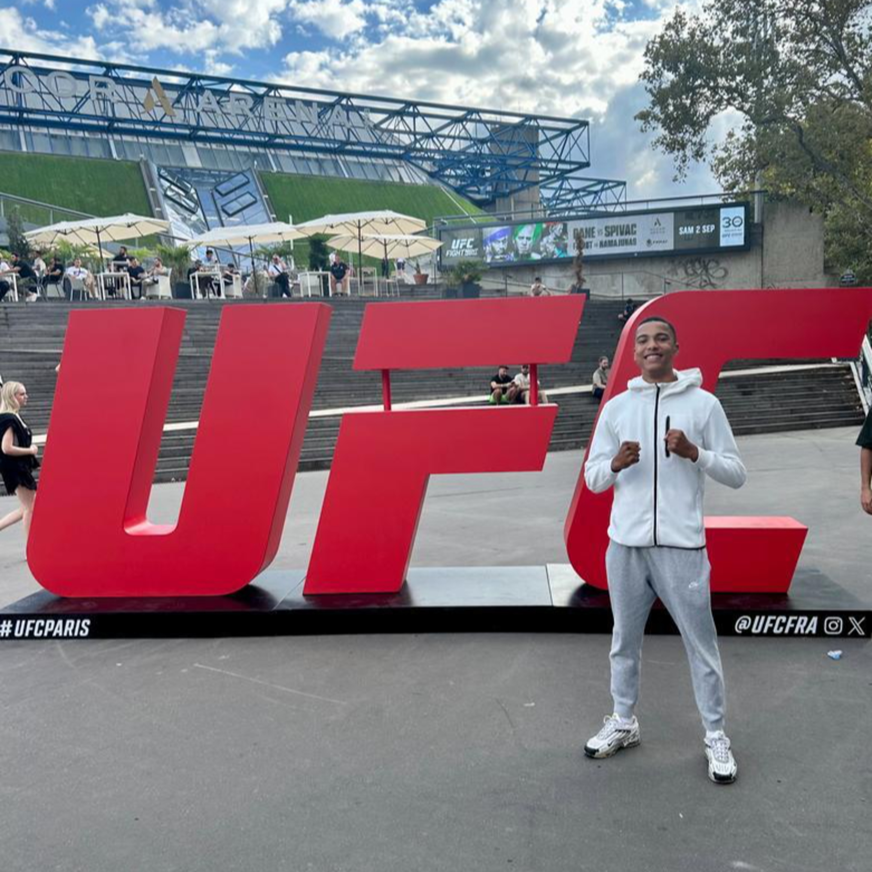 REDZING SPORT NEWS SPECIALE UFC PARIS 🥊 - Semaine du 4 septembre 2023 episode artwork