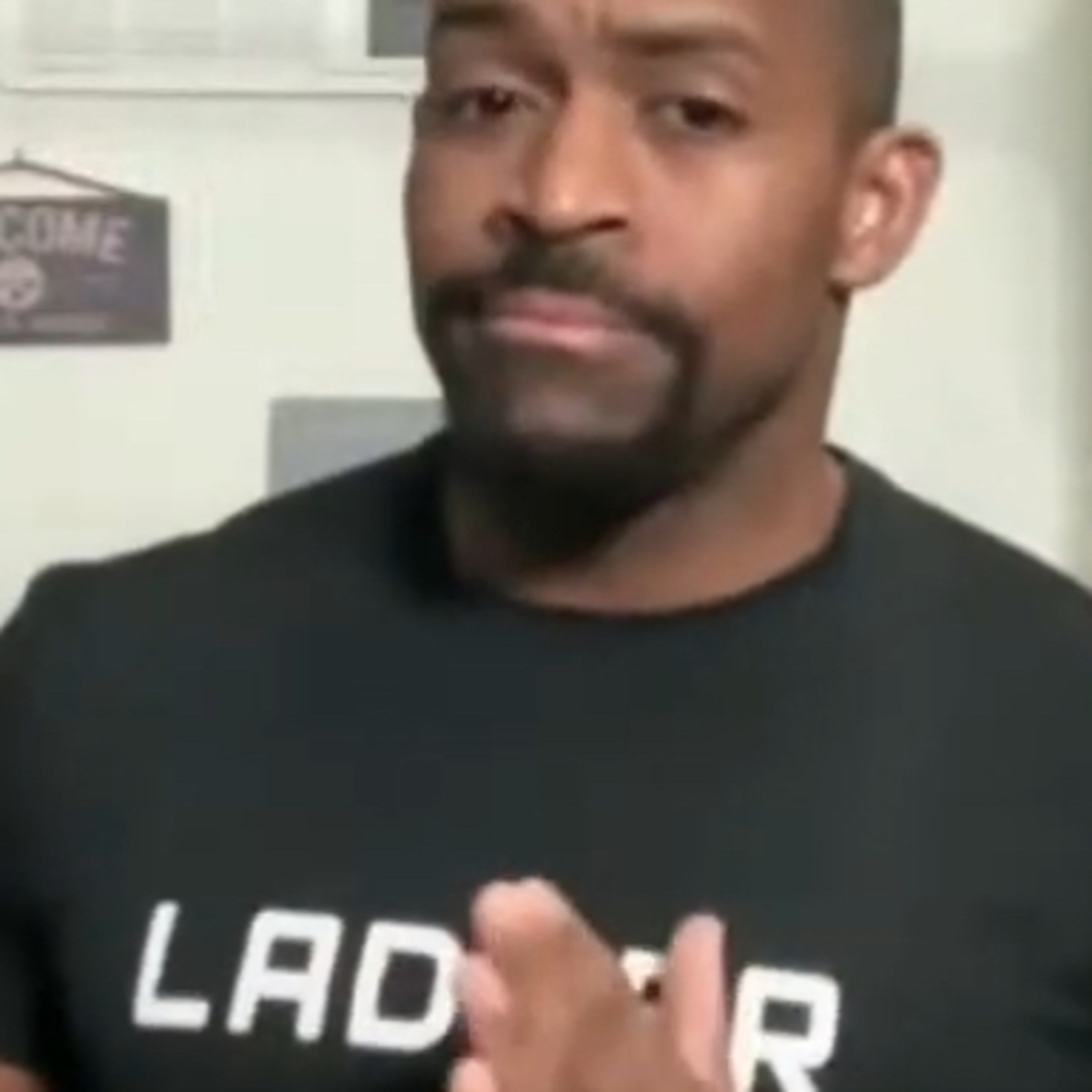 André Crews Demands Better From Being The CEO of Your Family episode artwork