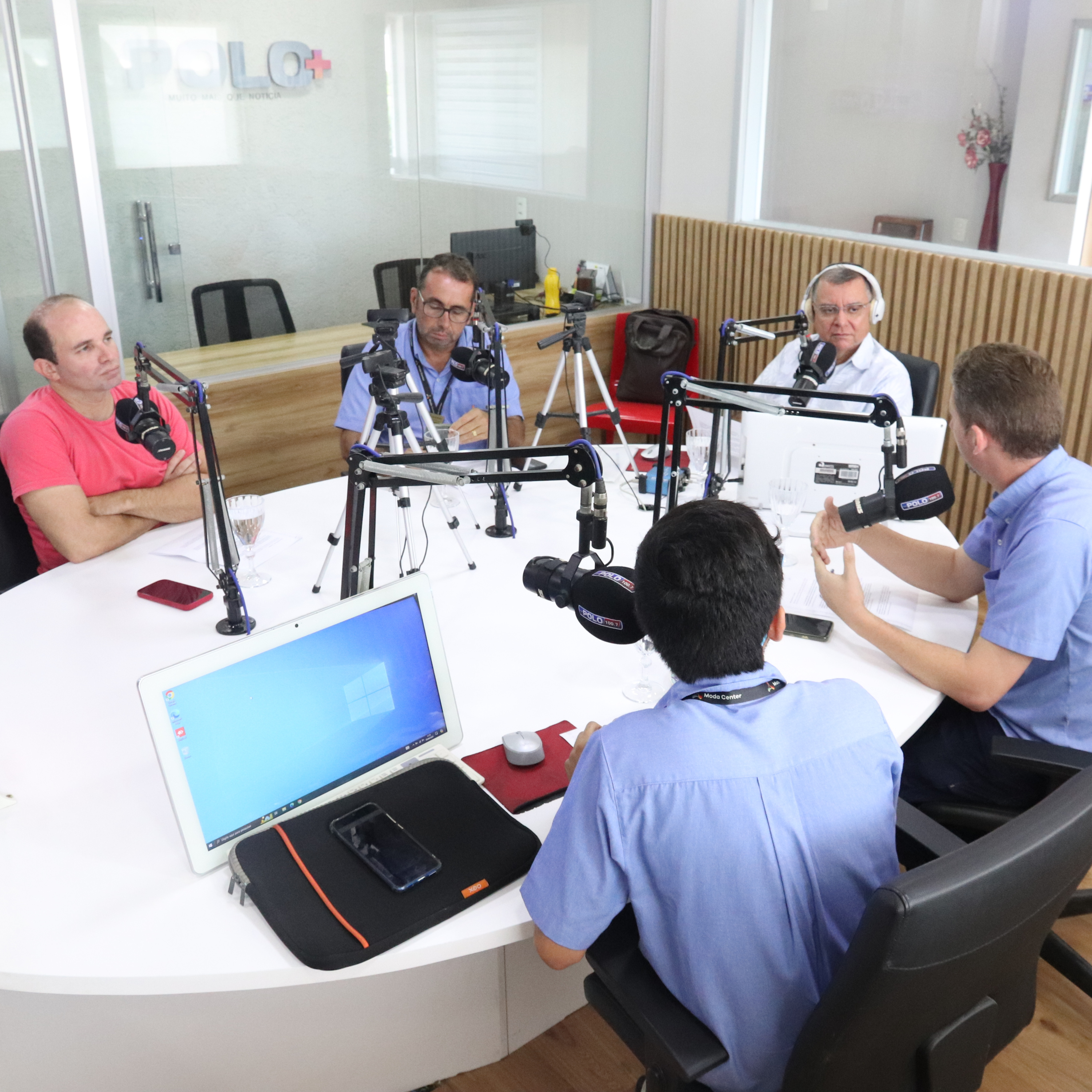 10.04.2024 - Assembleia no Moda Center, limpeza de canal pluvial, visitas técnicas e obras de esgotamento são abordados em entrevista na Polo FM episode artwork