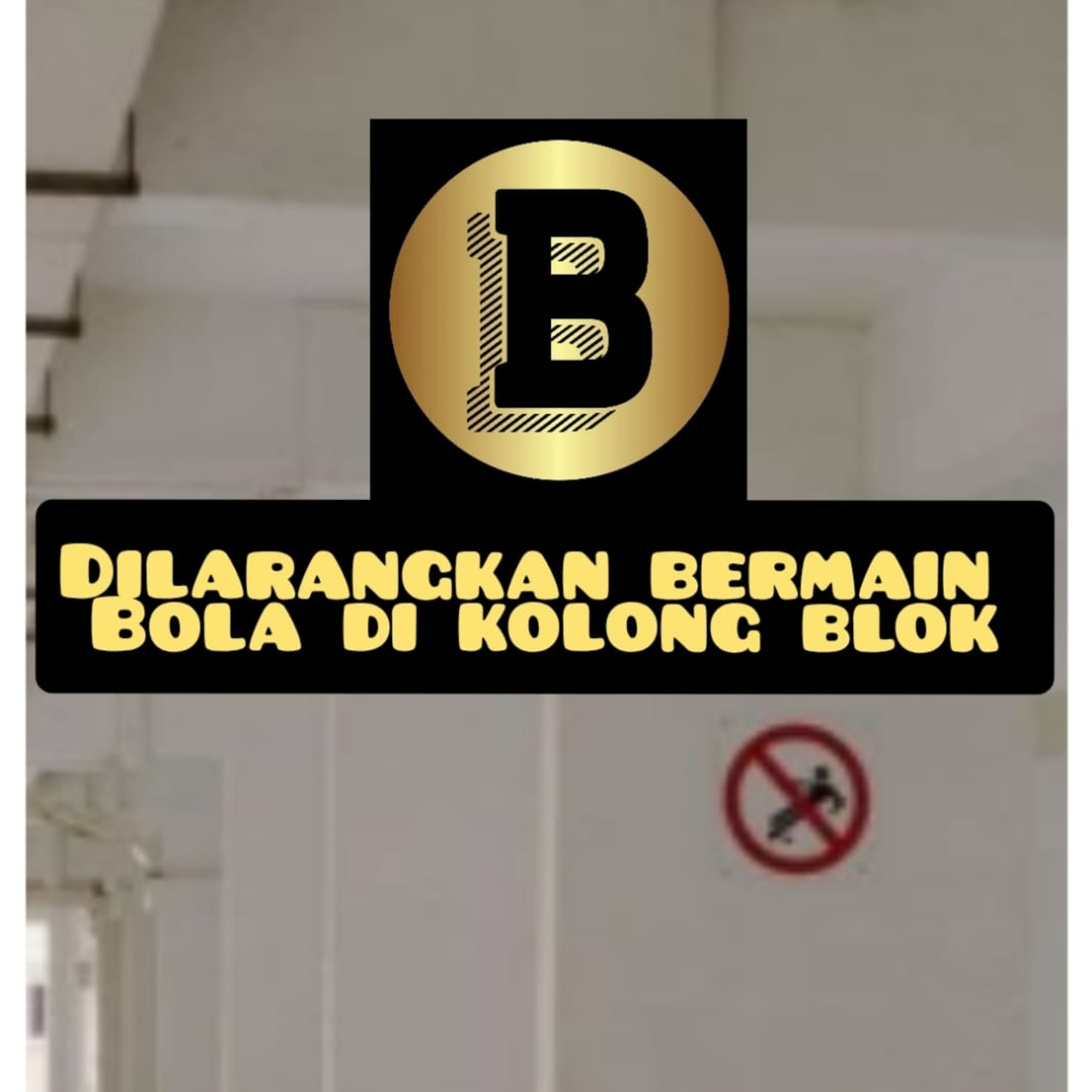 S1E379: Dilarangkan bermain bola di kolong blok! episode artwork
